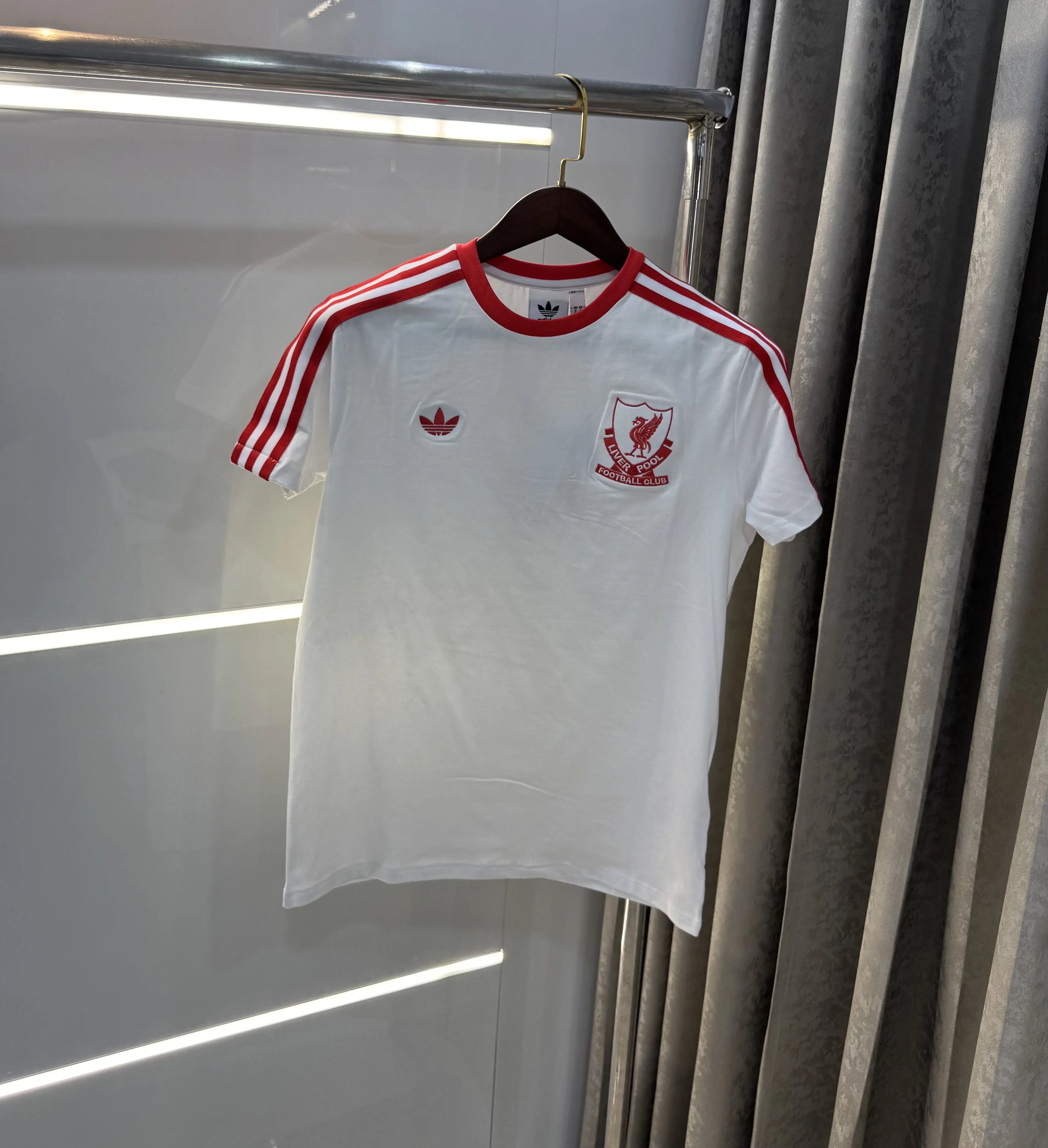 Adidas White Printed Premium Classic T-Shirt