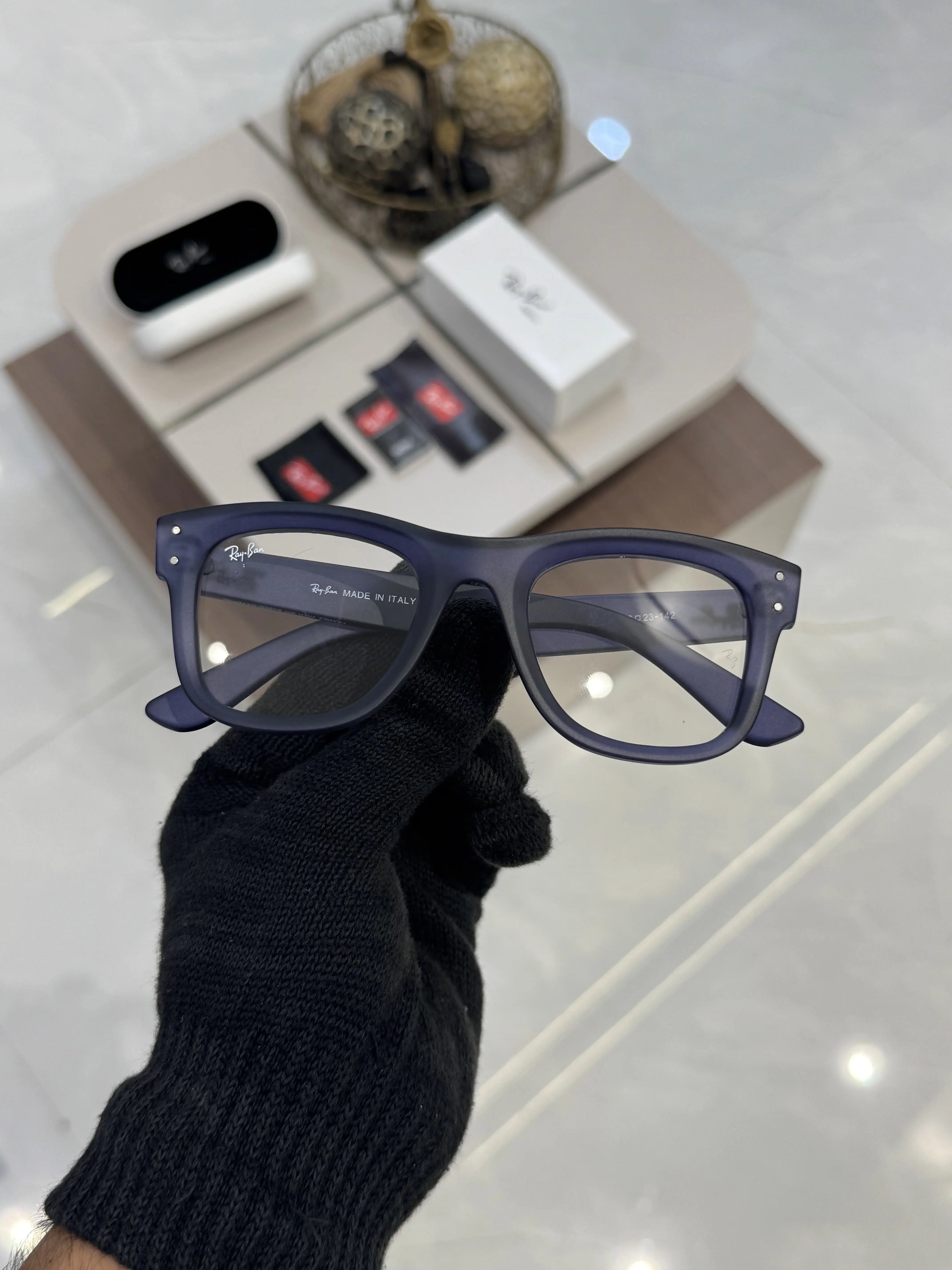 Rayban_502_Matt_Blue_Frame