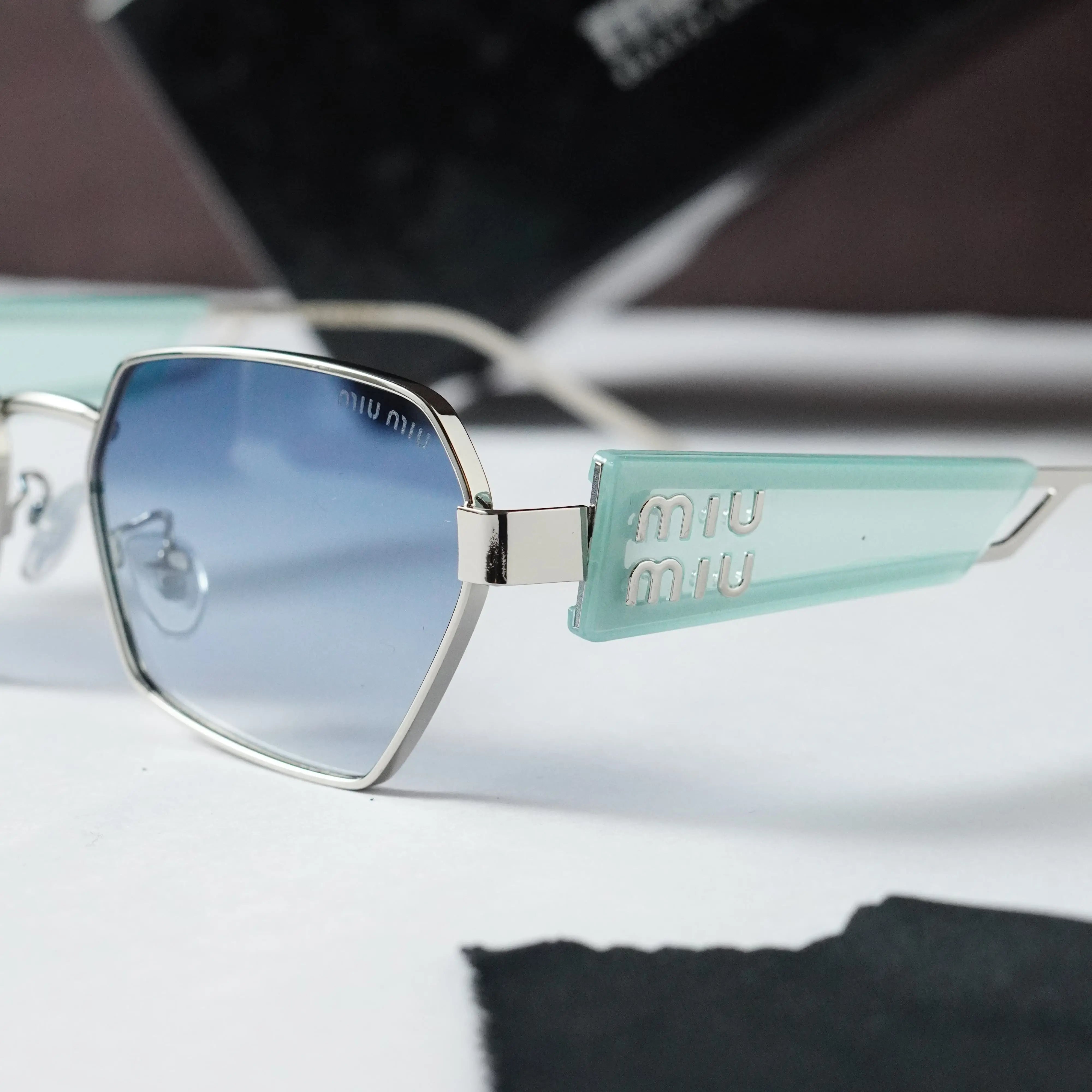 Miu Miu 4059 silver blue Secondary image