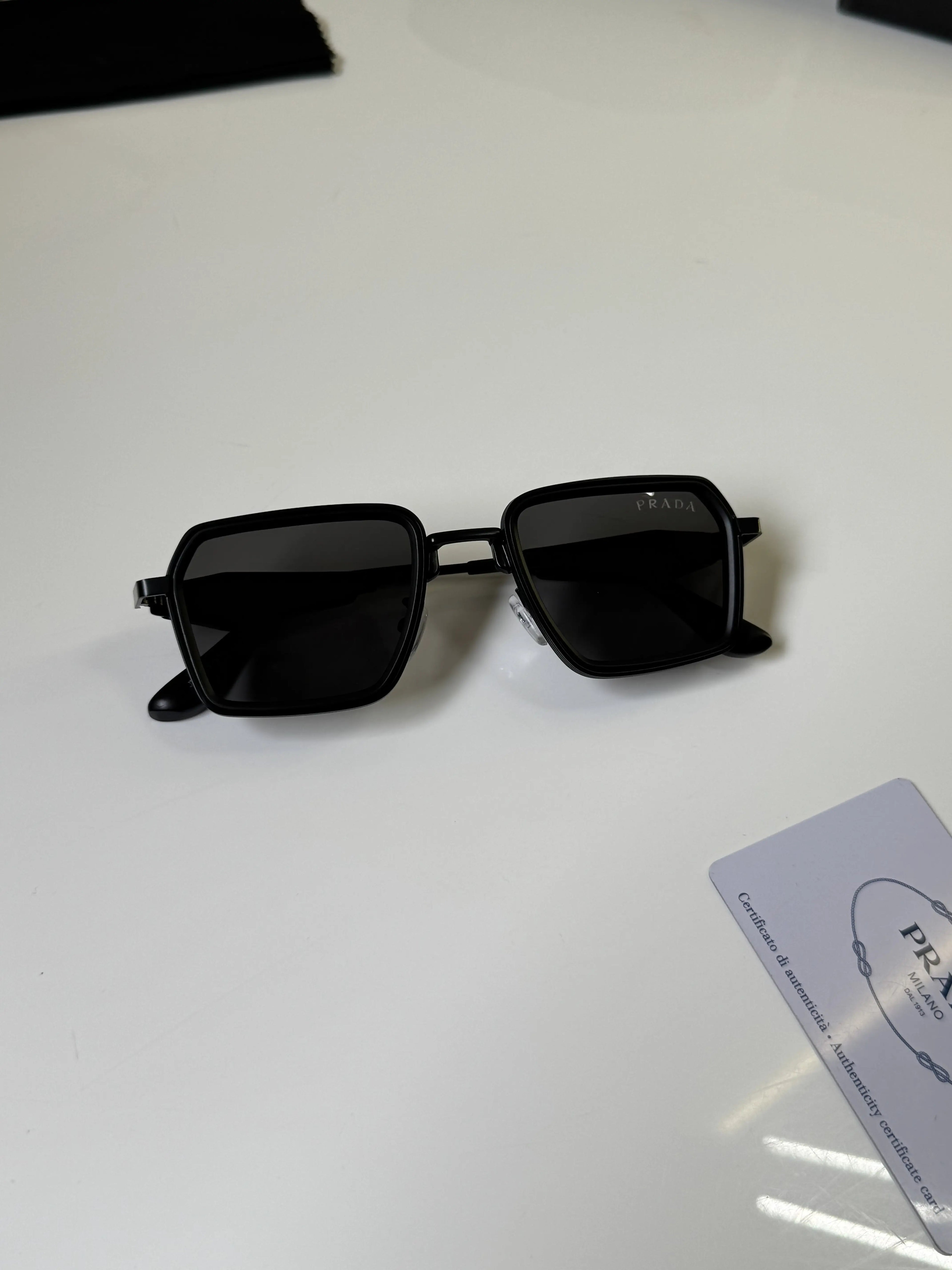 Prada_2953_Black