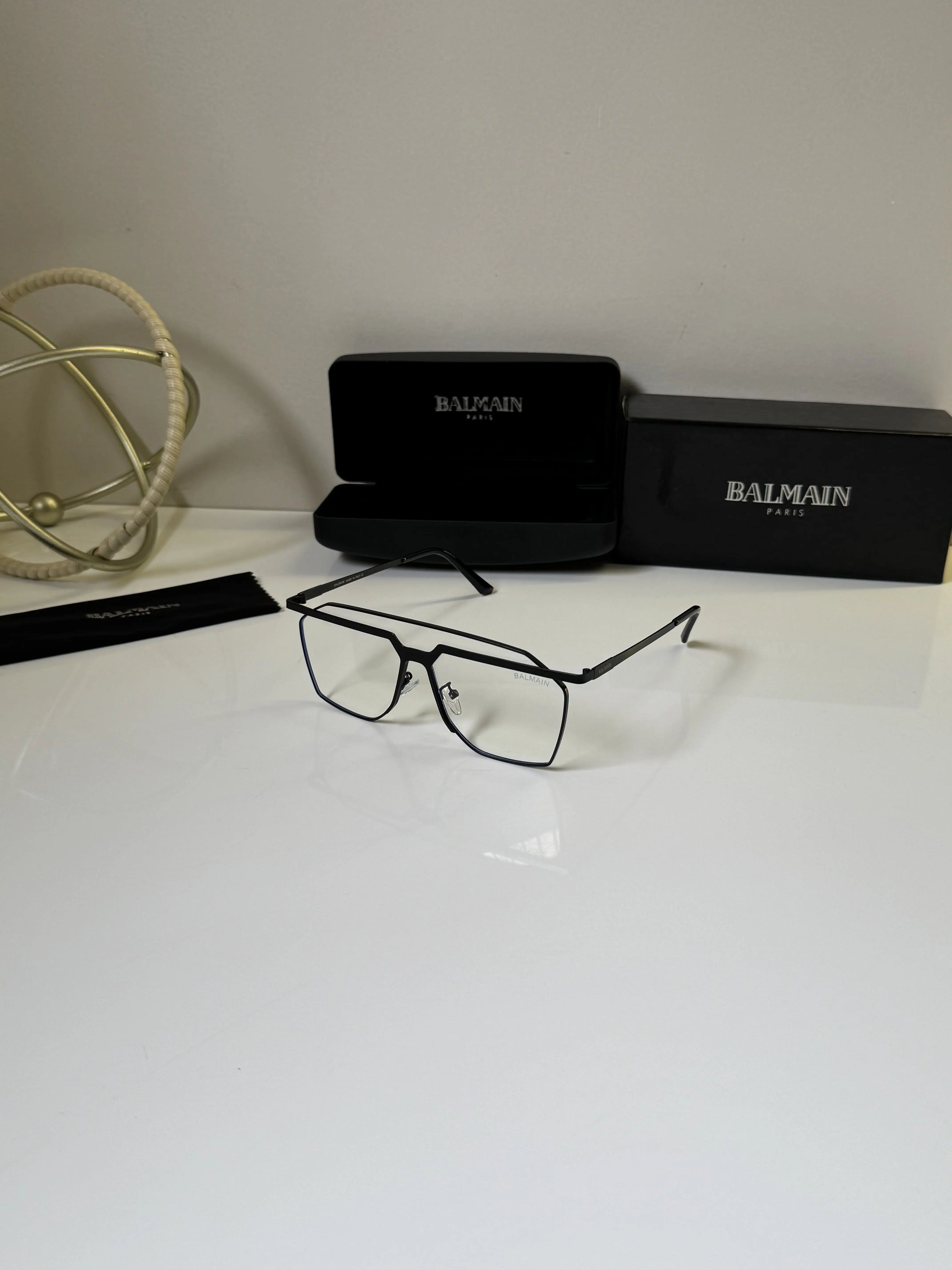 Balmain_2971_Black_Frame