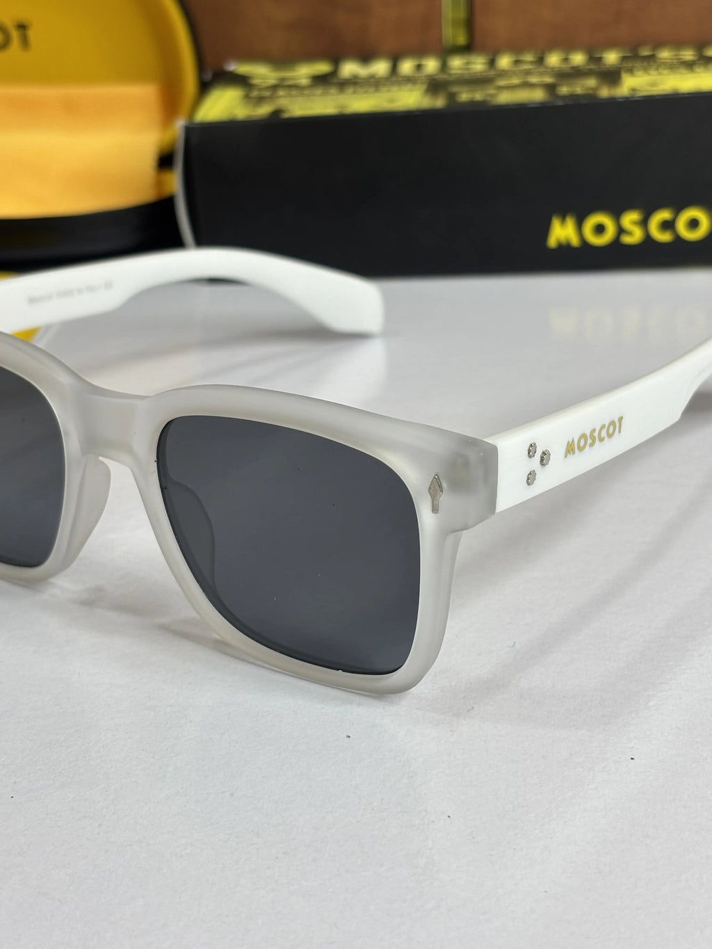 Moscot Crystal 130