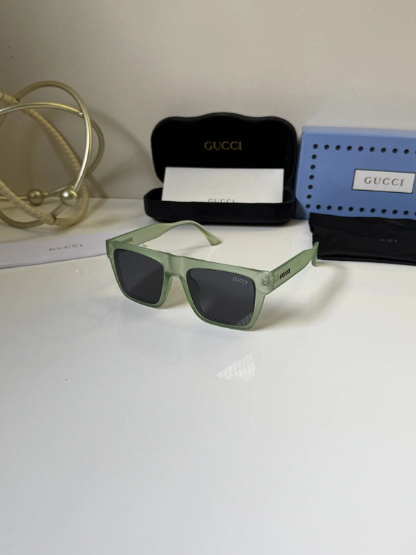 Gucci_1868_Black_Green