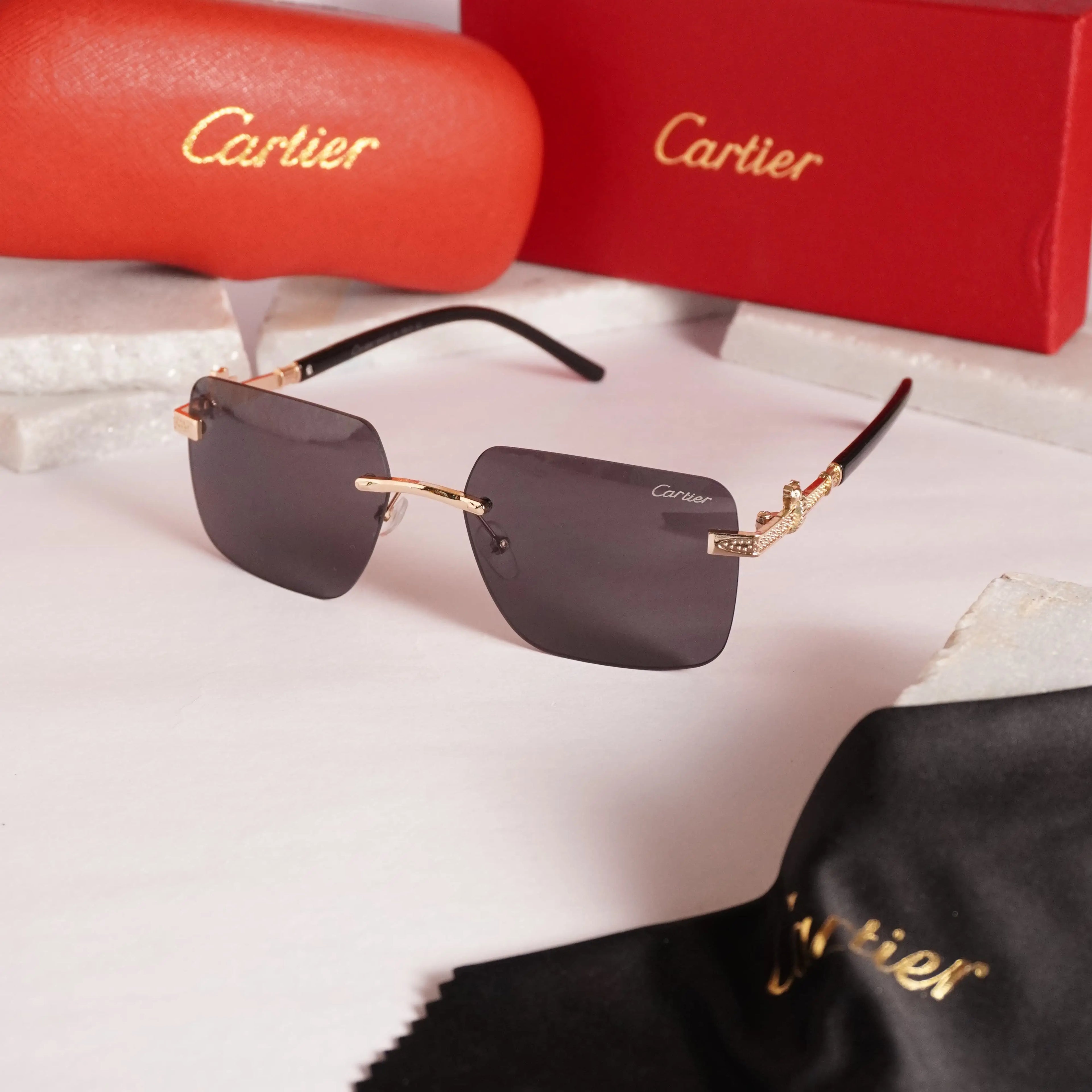 CARTIER 8825 GOLD BLACK