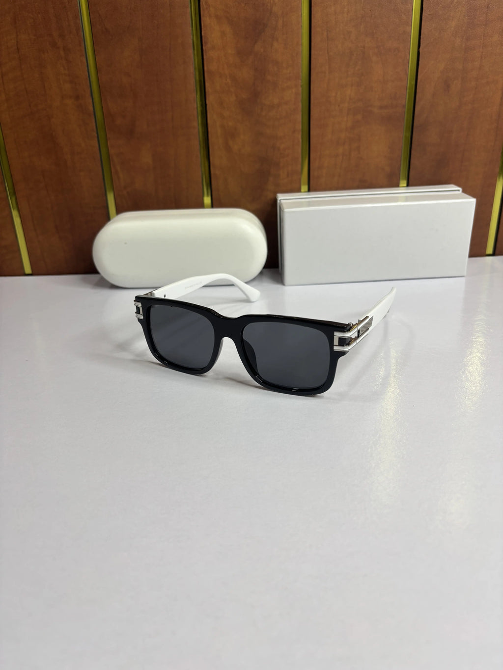 Dita 336 White 