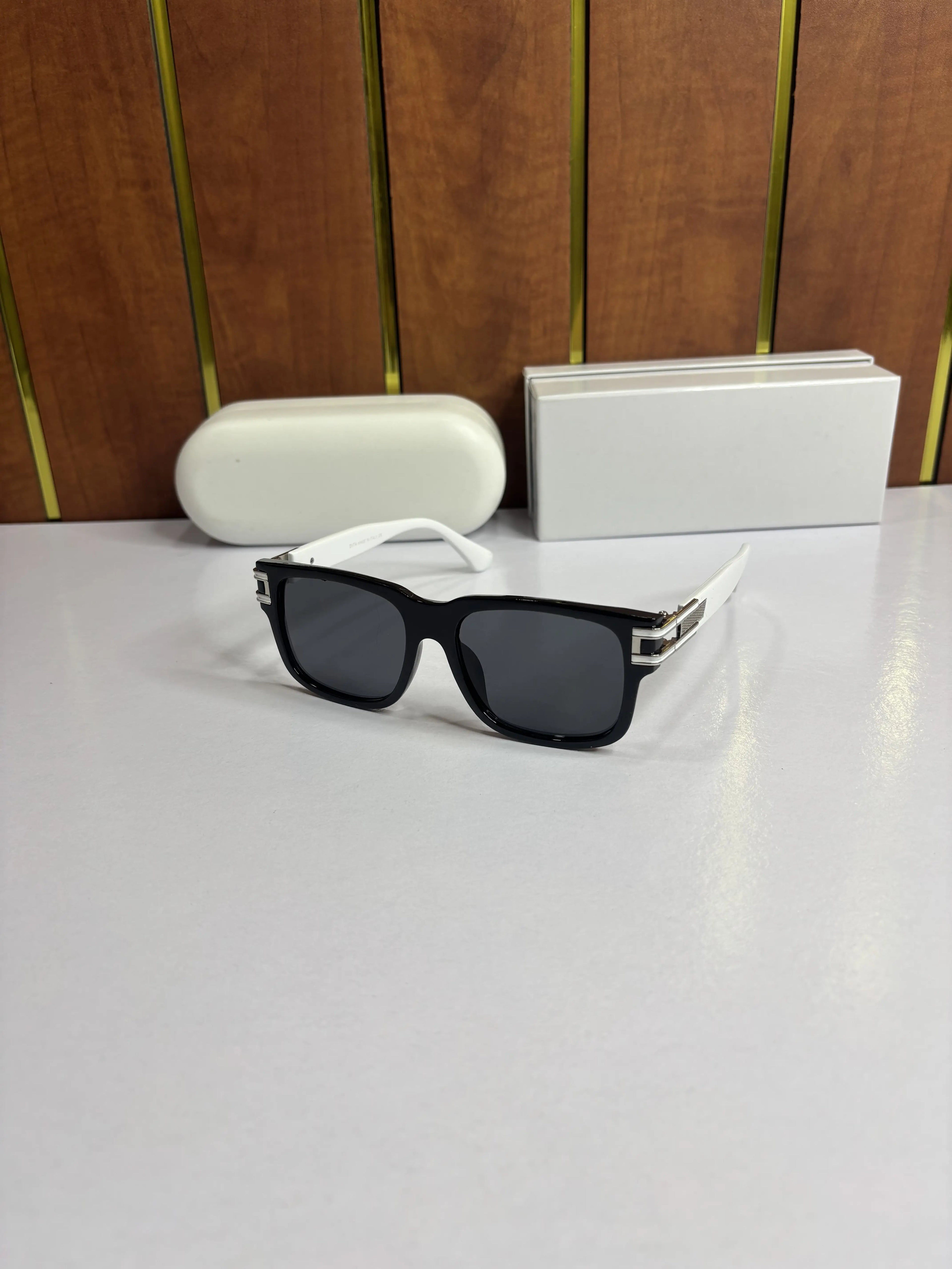 Dita 336 White 