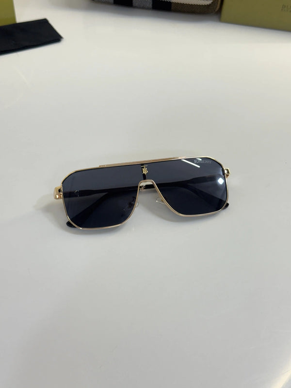 Burberry_4136_Gold_Black
