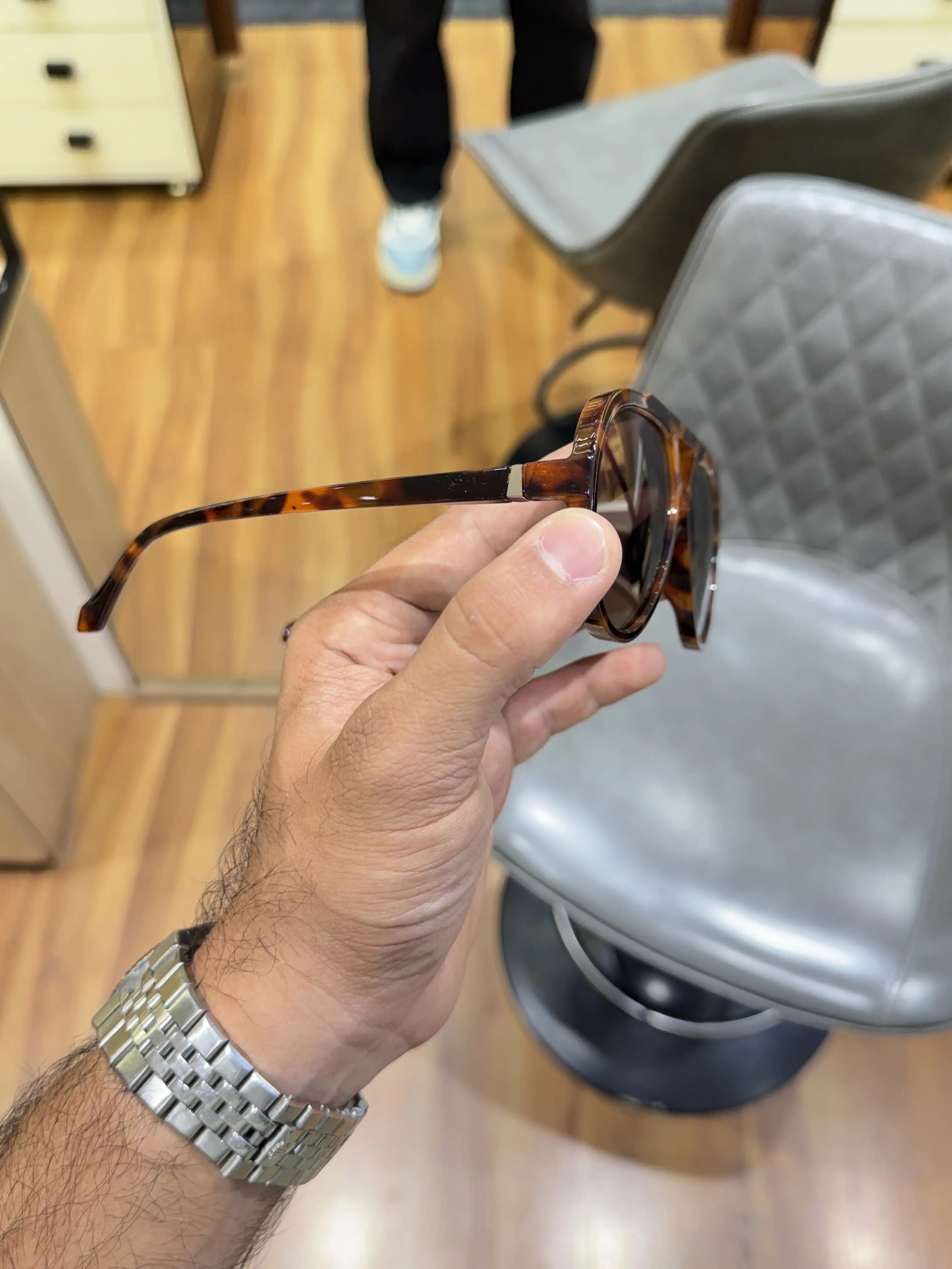 Marc_jacobs_18099_tiger_black