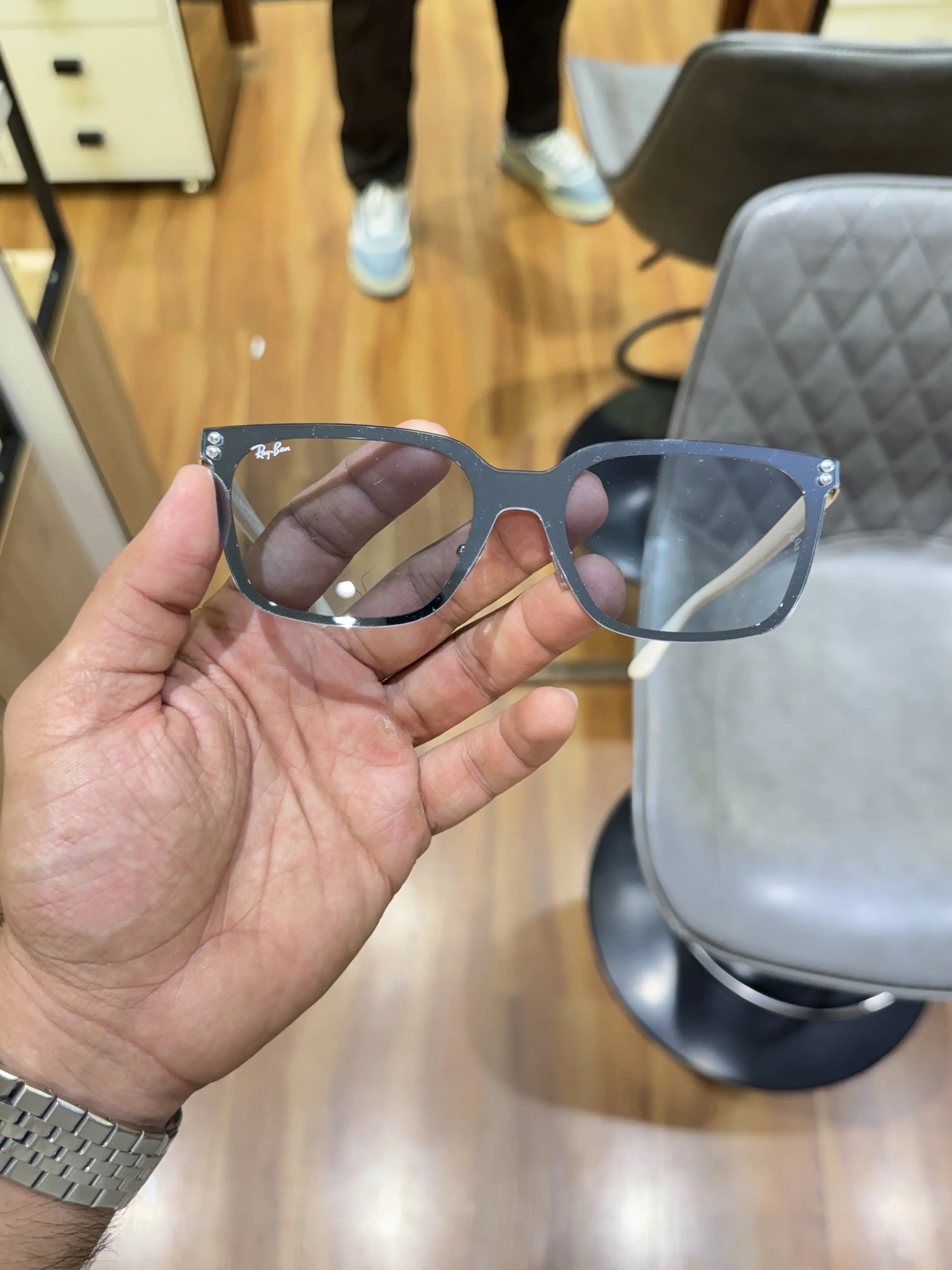 Rayban_25070_grey_white