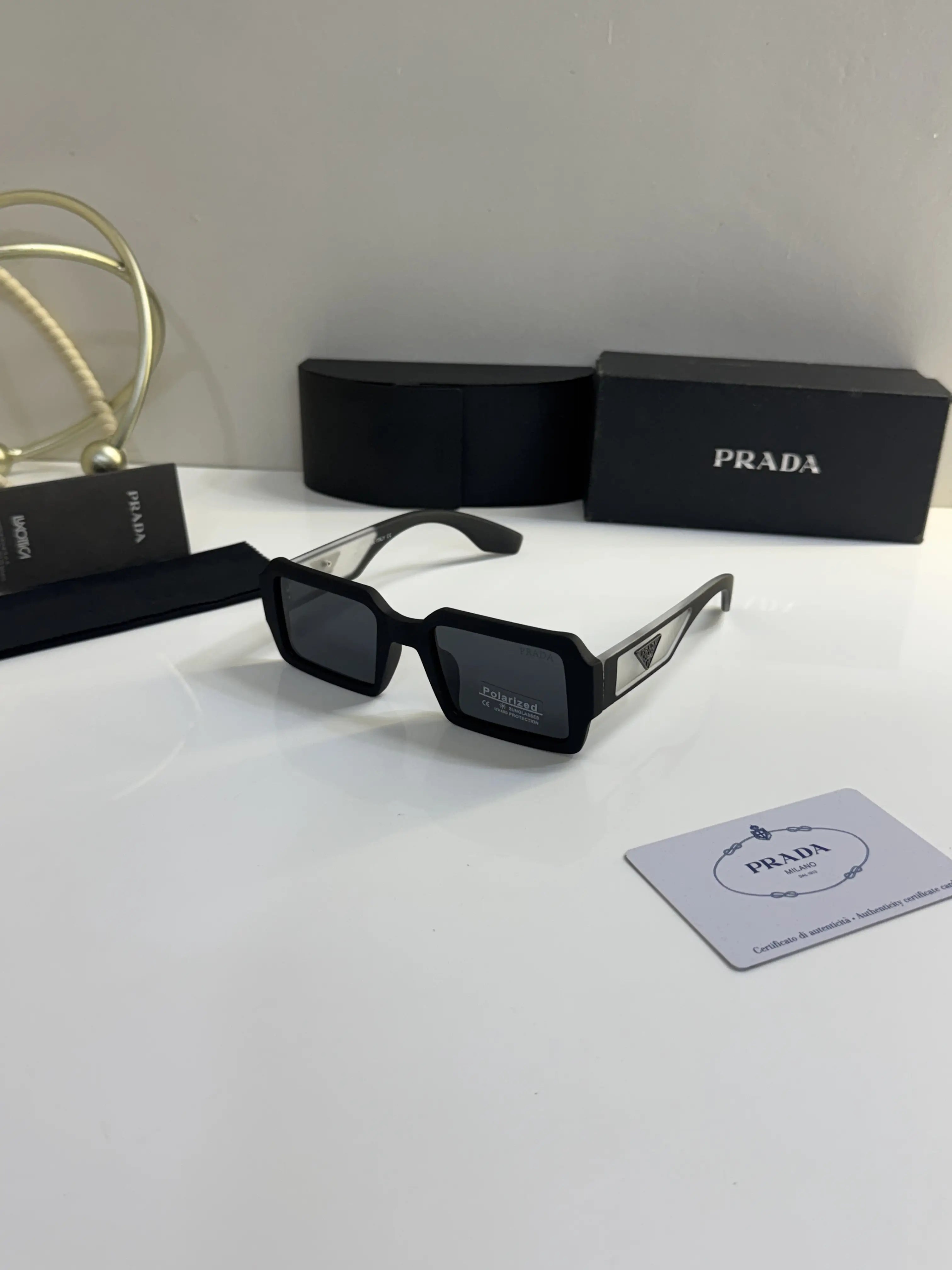 Prada_8207_Ice_Black