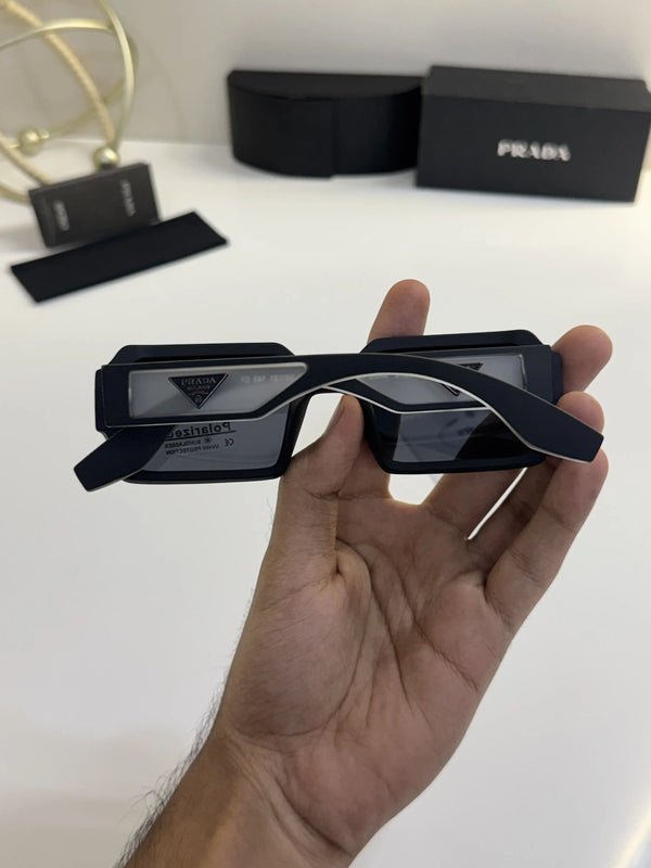 Prada_8207_Ice_Black