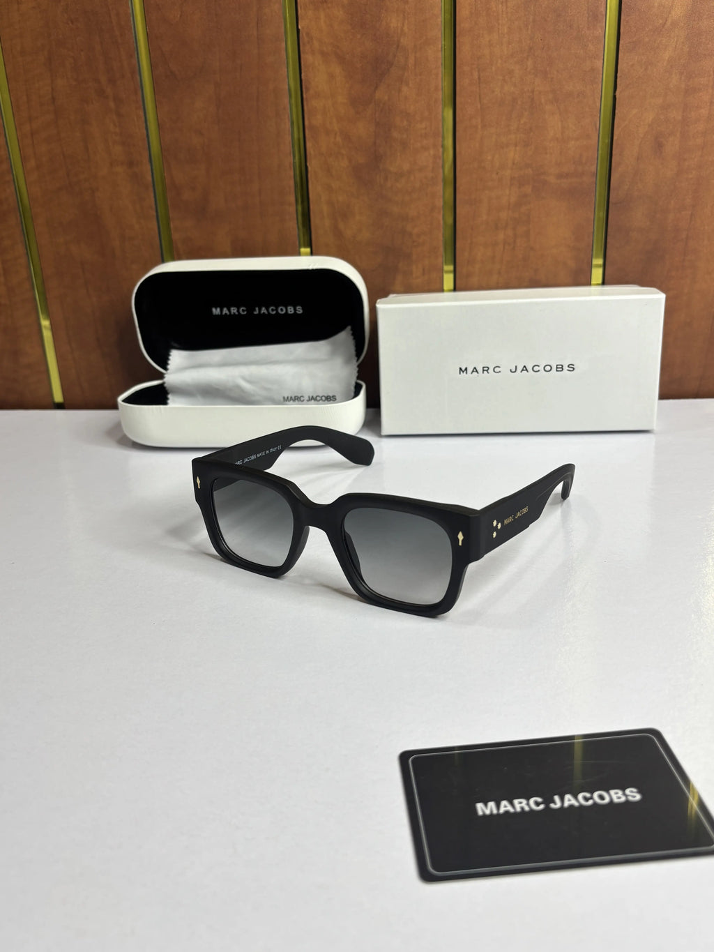 Marc Jacob 1126 Black 