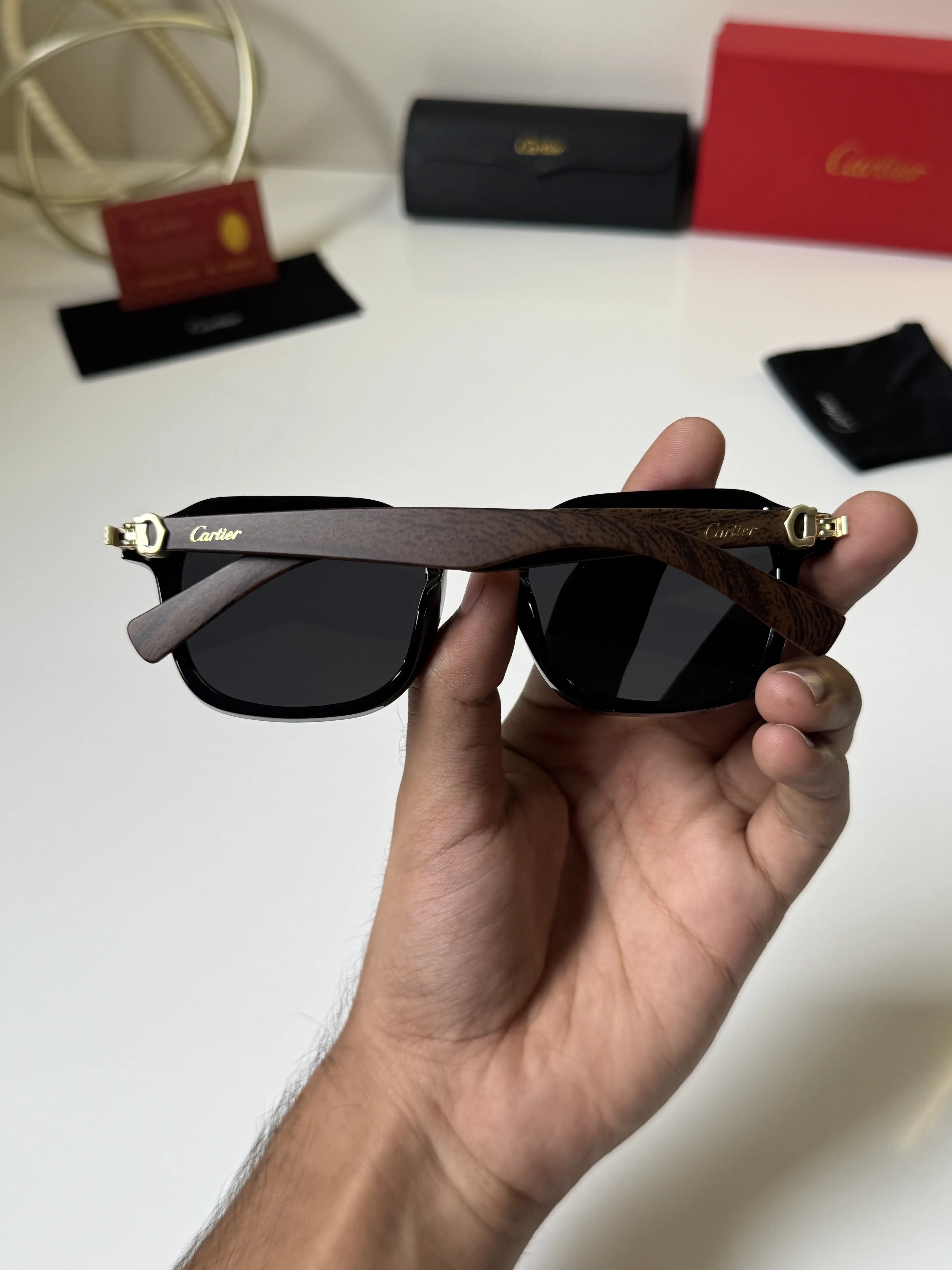Cartier_4956_Gold_Black