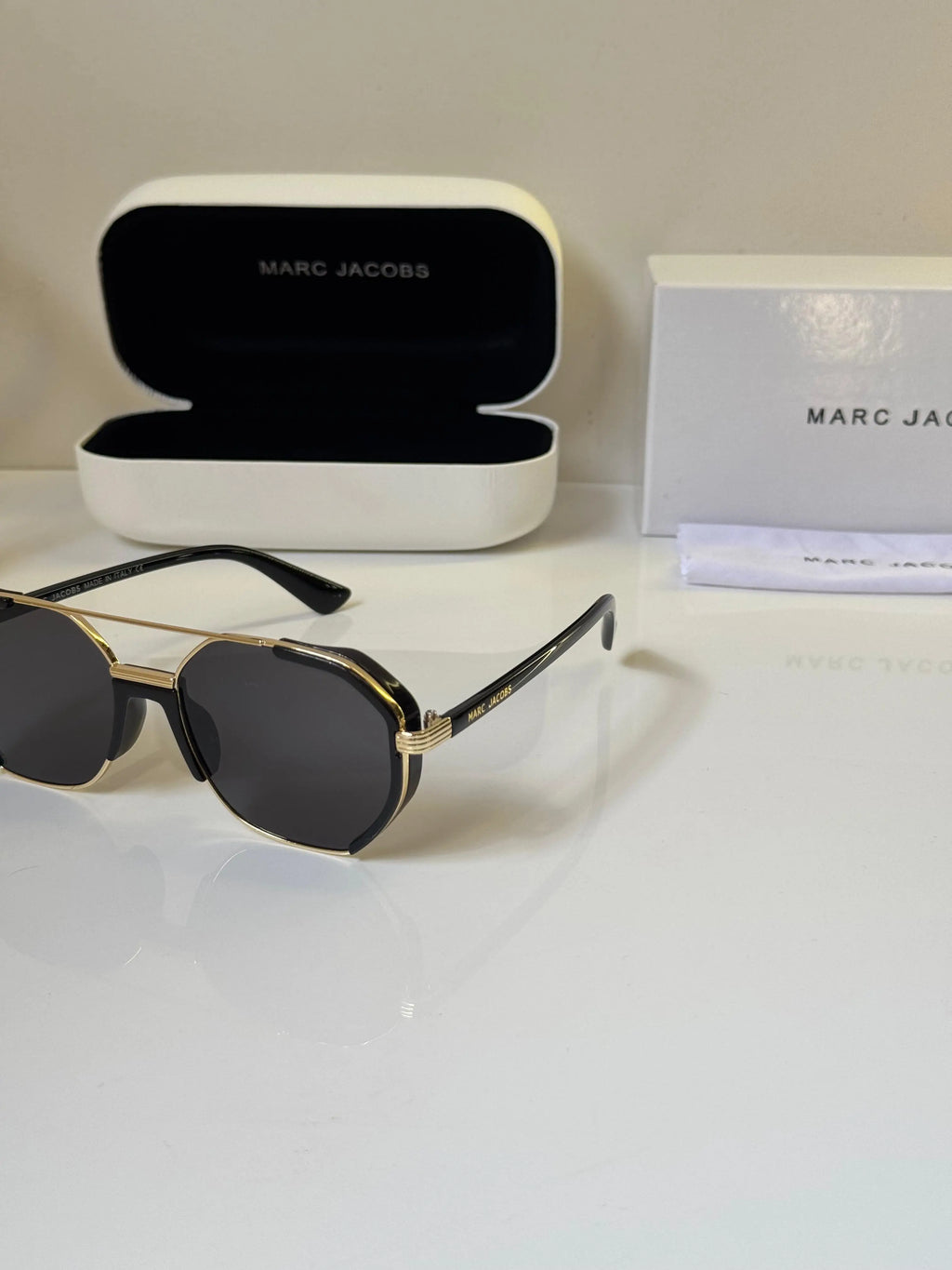 Marc_Jacobs_2120_Gold_Black