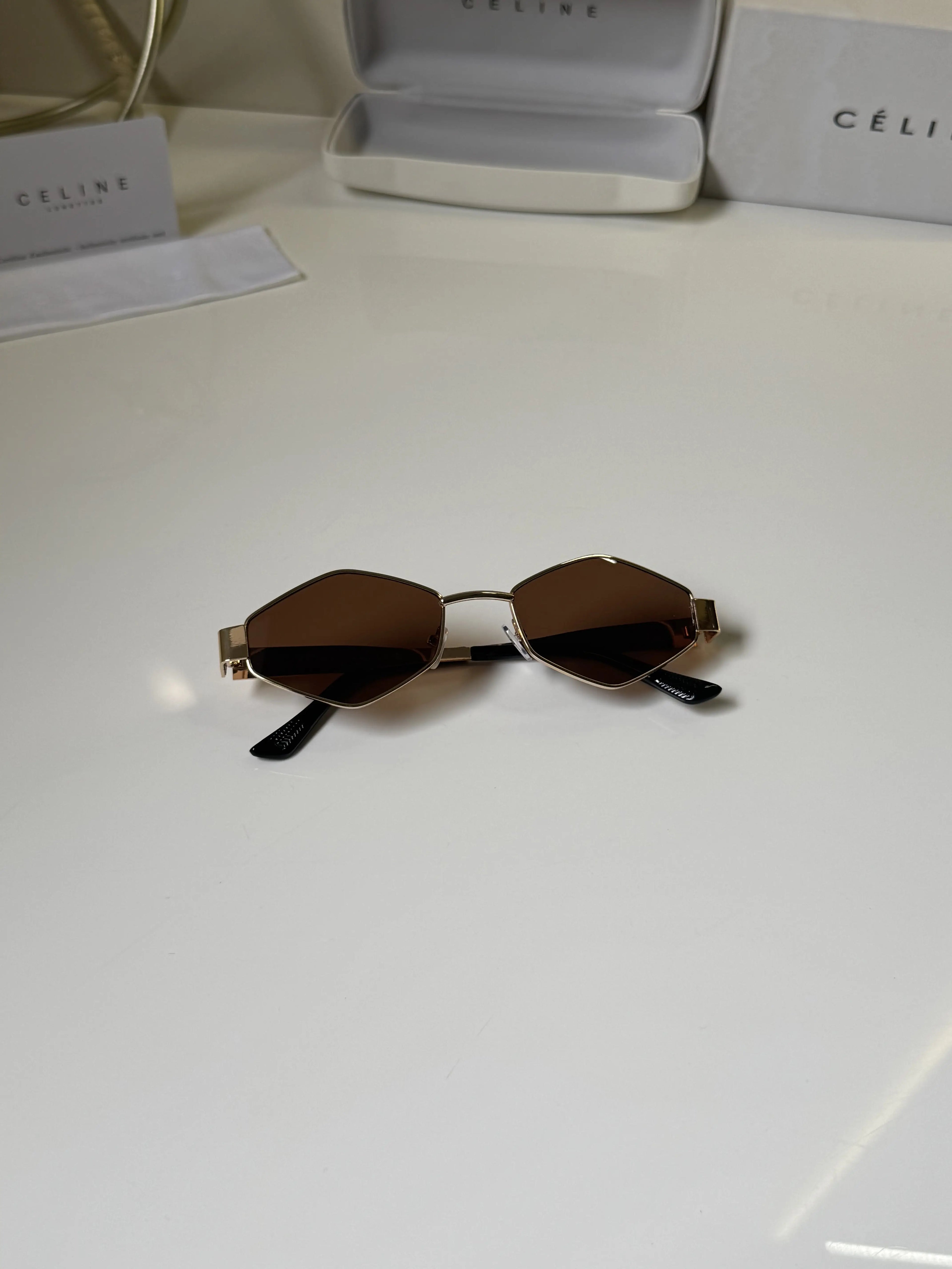 Celine_25056_Gold_Brown