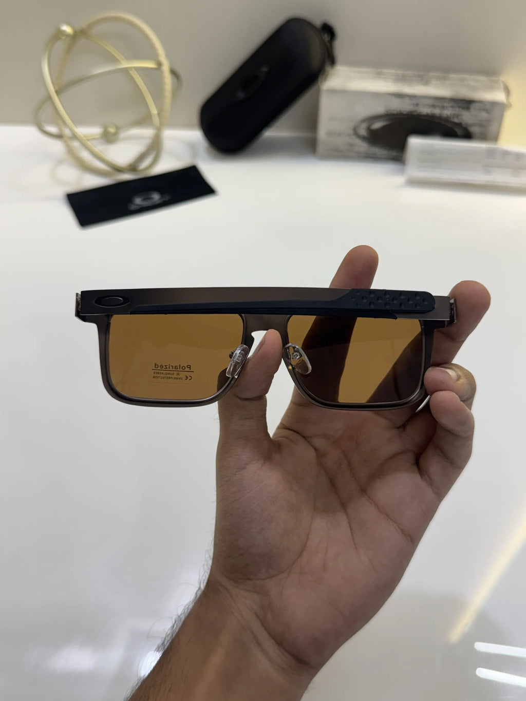 Oakley_4123_Browm