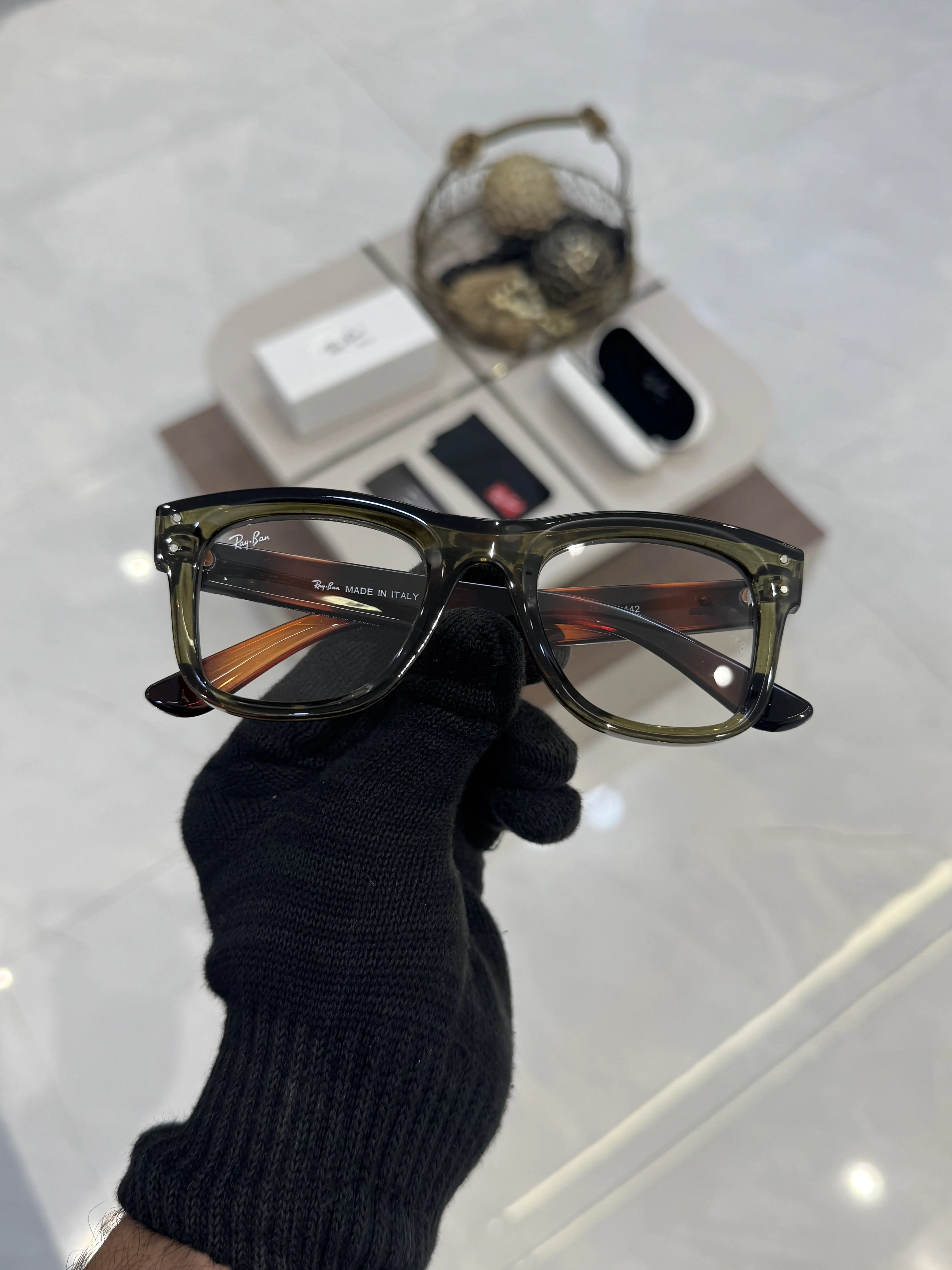Rayban_502_Olive_Plano Main image
