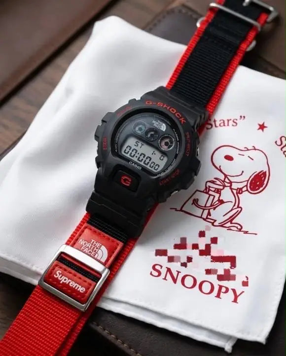 G shock X North Face X Supreme Main image