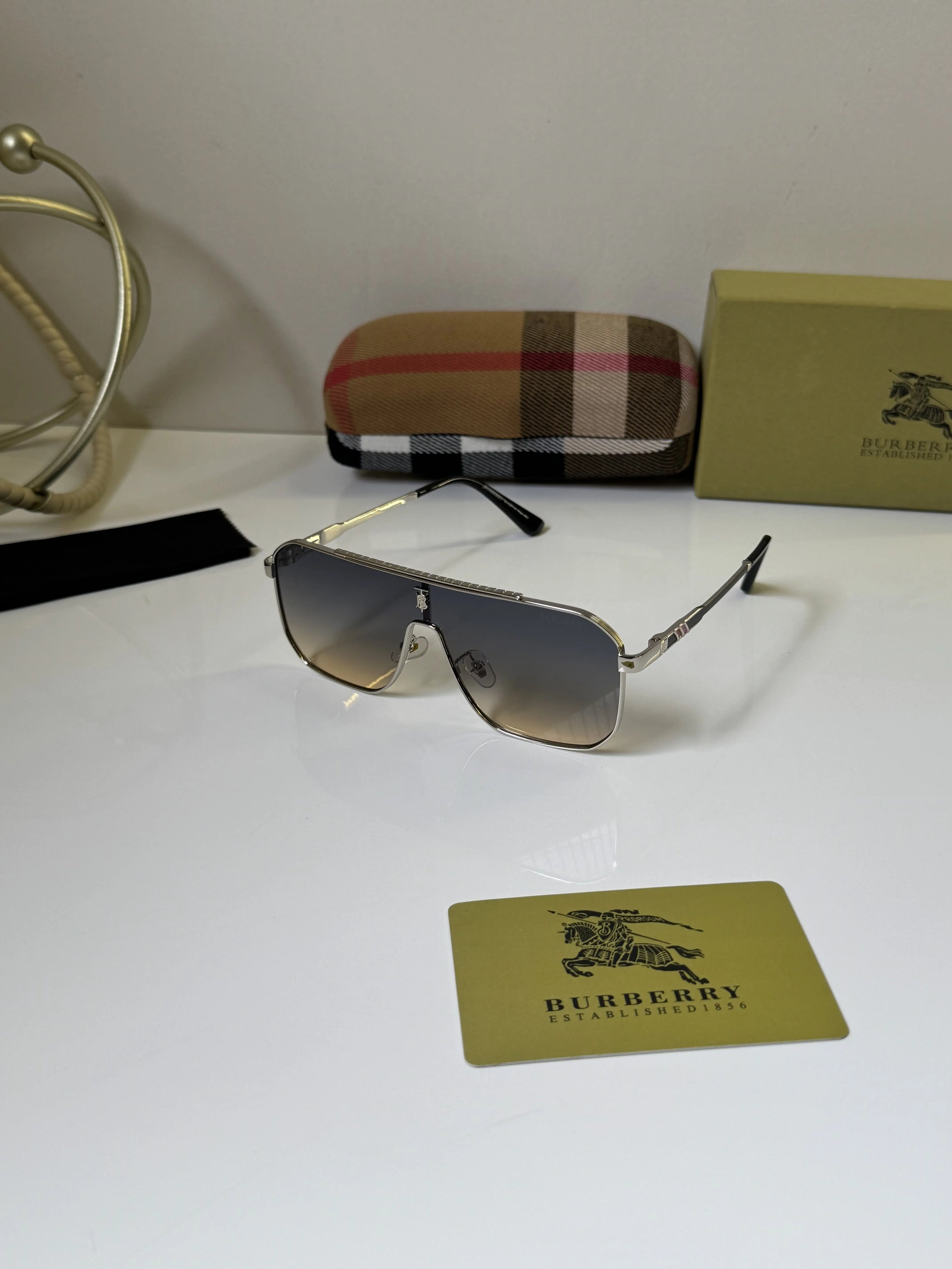Burberry_4136_Silver_Sea_Blue