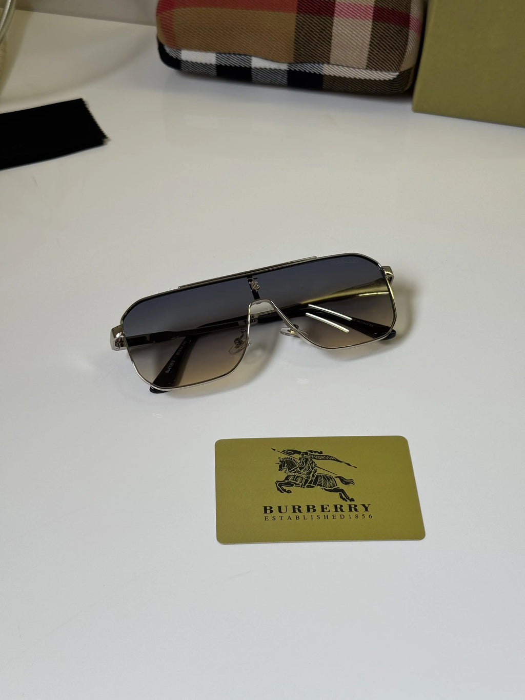 Burberry_4136_Silver_Sea_Blue