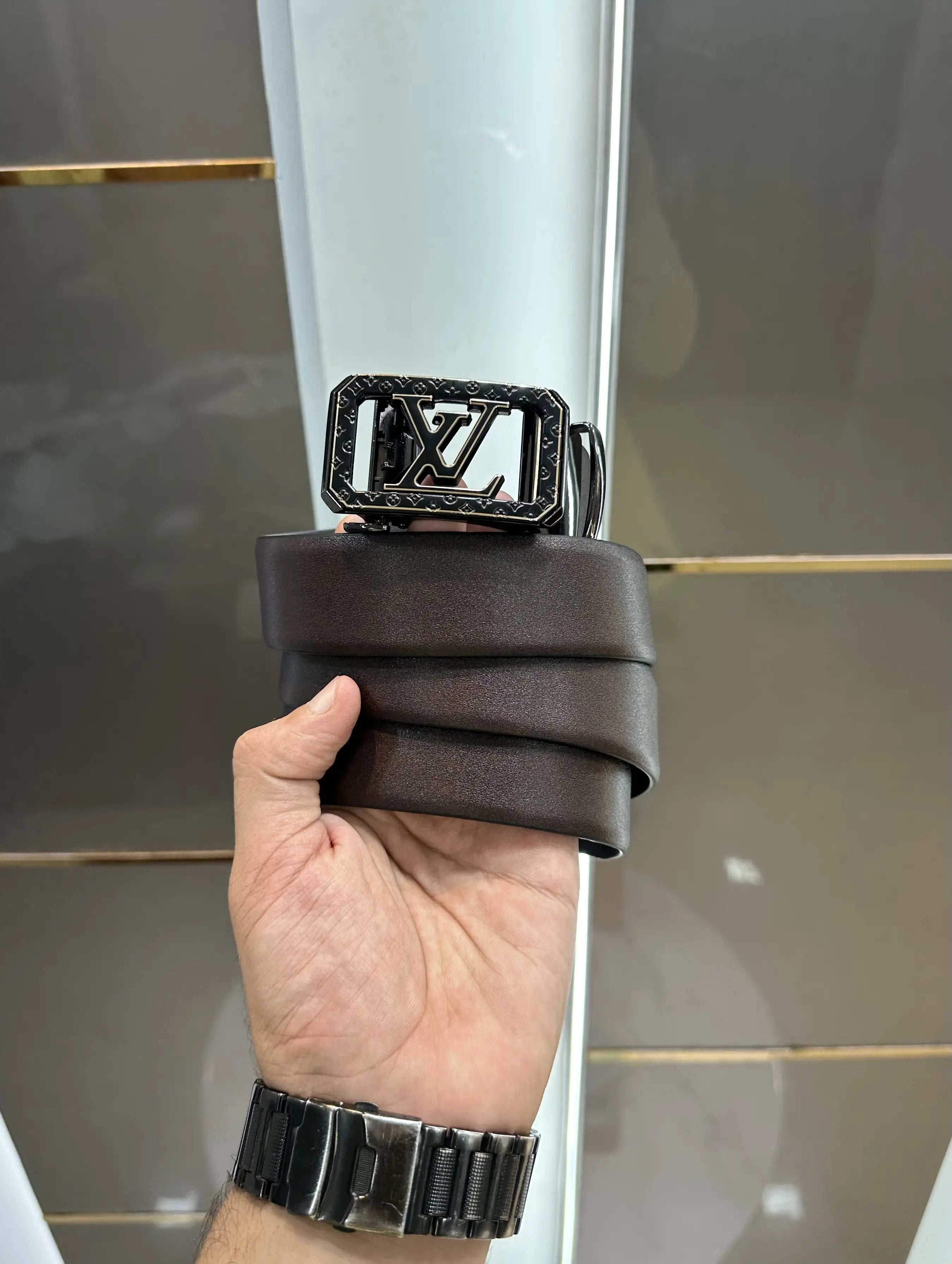 Louis Vuitto n Belt + Wallet Combo With Box lv119