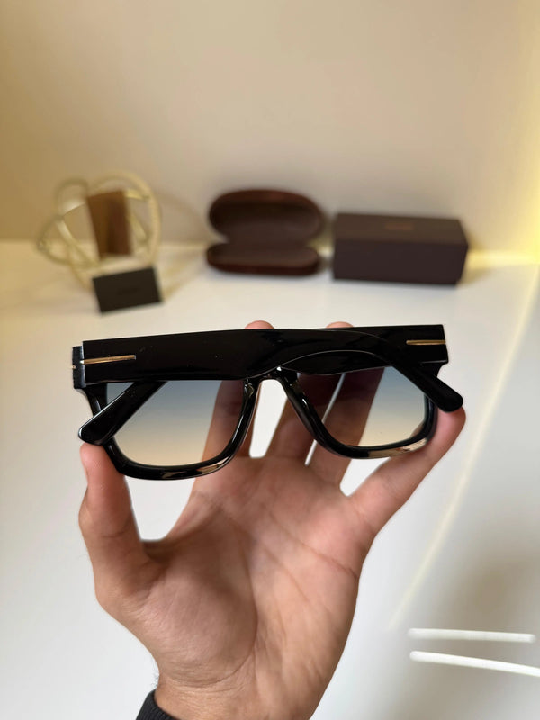 Tomford_259_Black_Multi