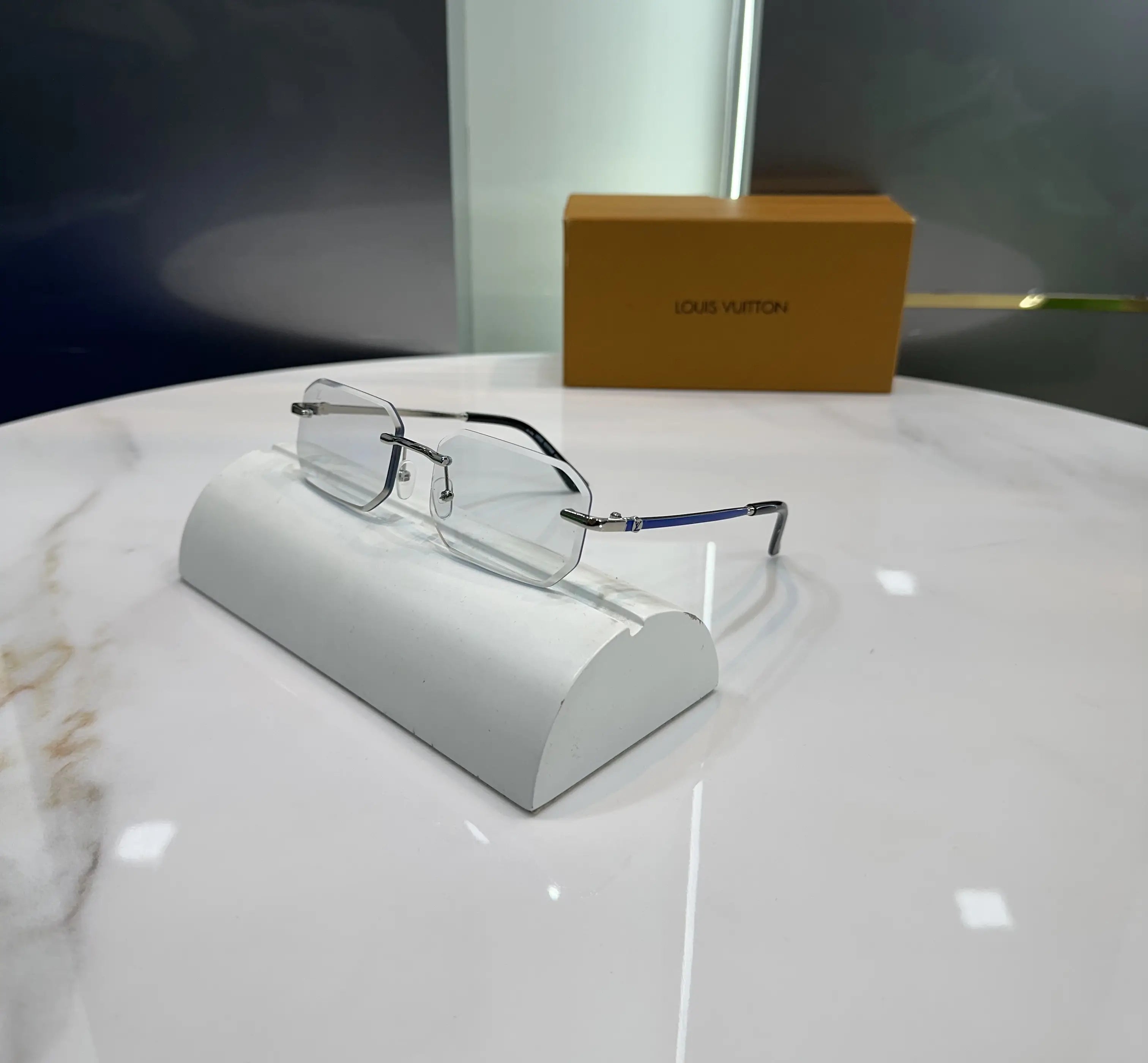 Louis Vuitto n Blue Stick Premium Glasses 1103 Main image