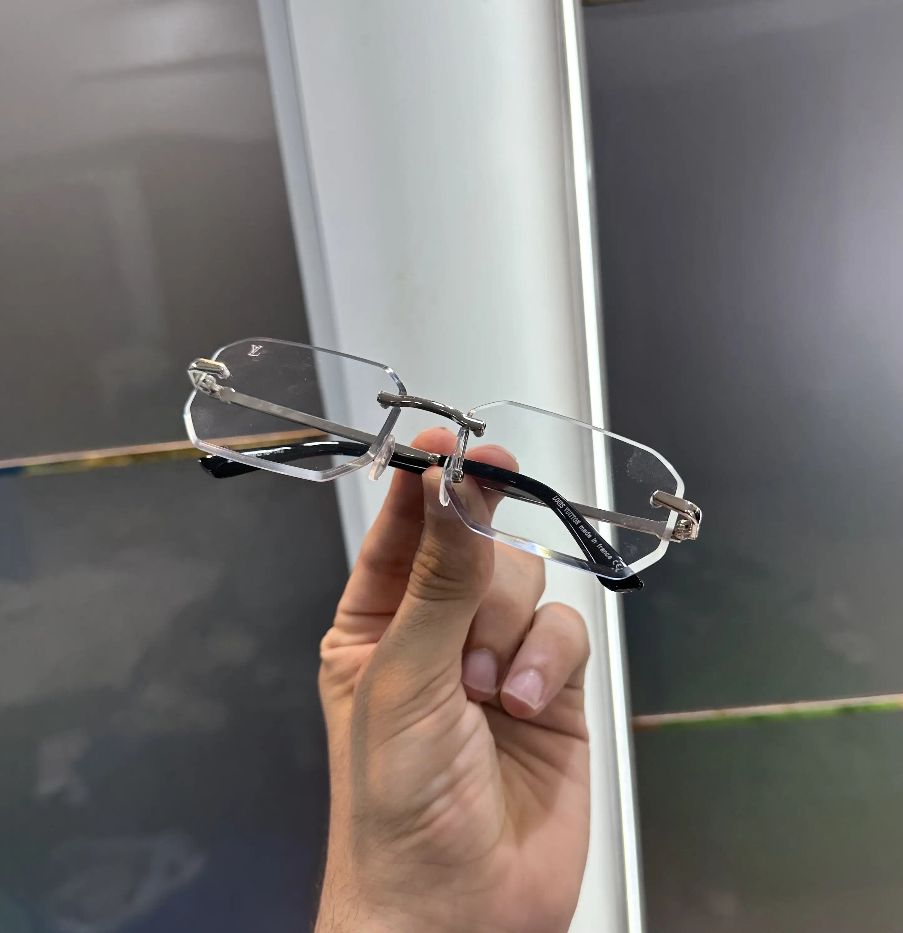 Louis Vuitto n Blue Stick Premium Glasses 1103