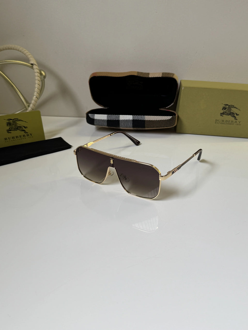 Burberry_4136_Gold_Brown_Shaded