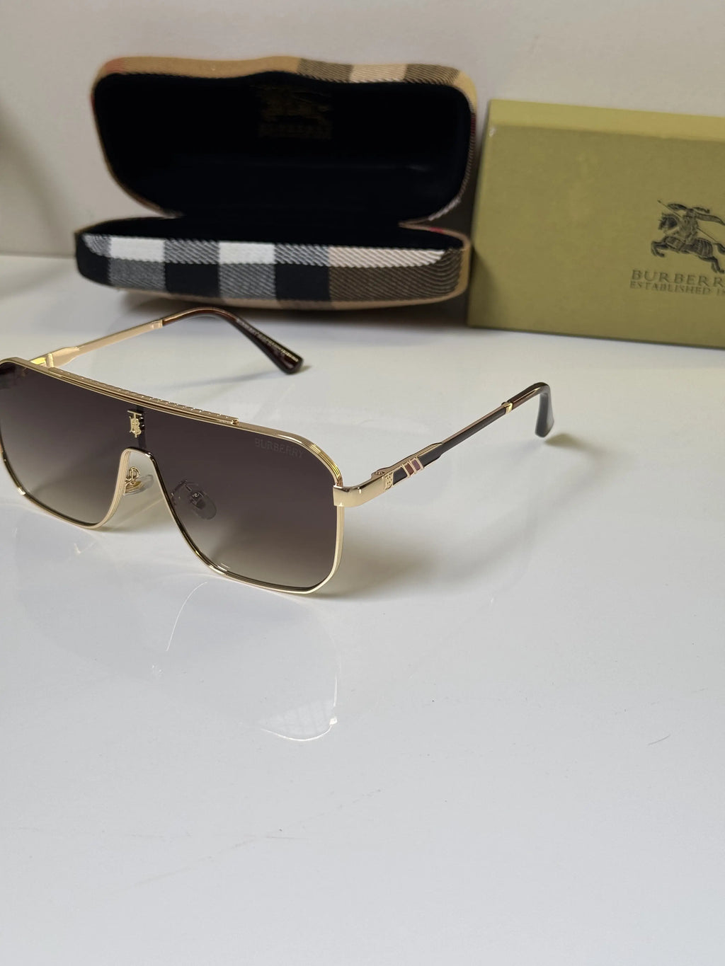 Burberry_4136_Gold_Brown_Shaded