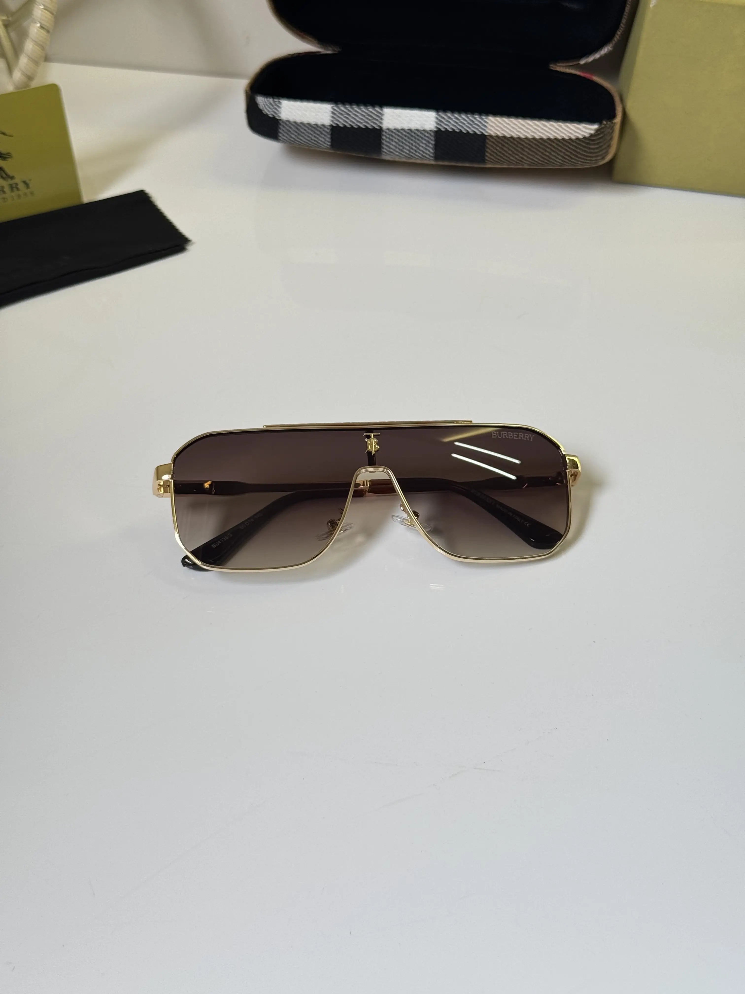 Burberry_4136_Gold_Brown_Shaded