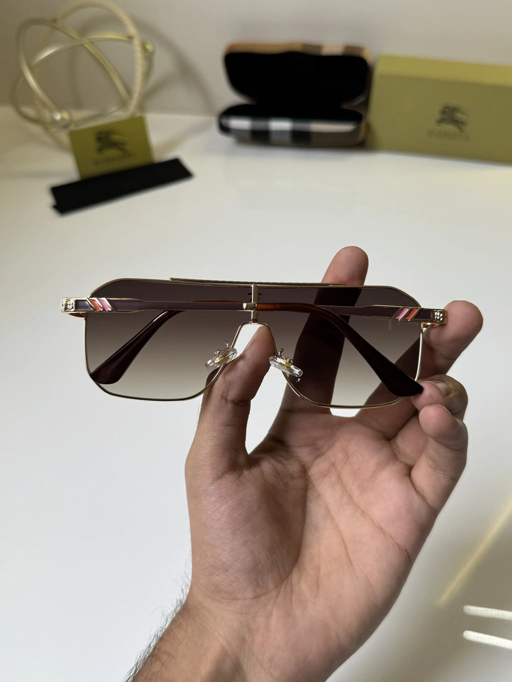 Burberry_4136_Gold_Brown_Shaded