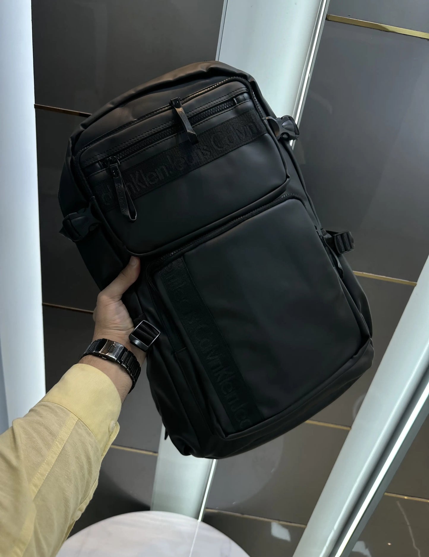 Calvin Klei n Luxury Imported Backpack Black ck2519