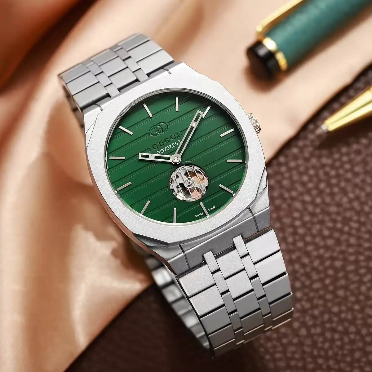 Gucc_i Tourbillon 180
