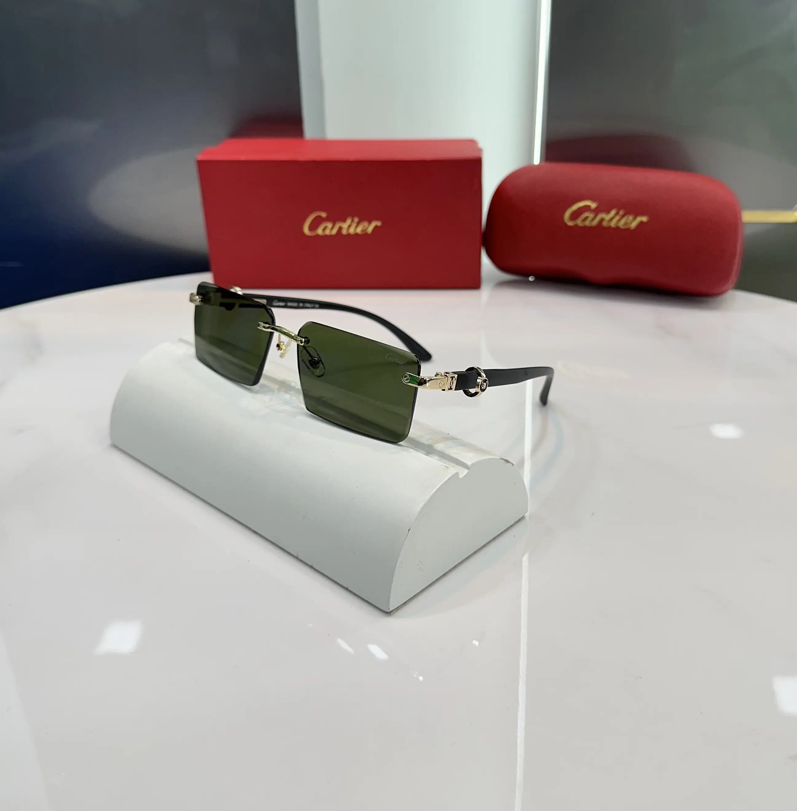 Cartie r Gold Green Premium Shades 035 Main image