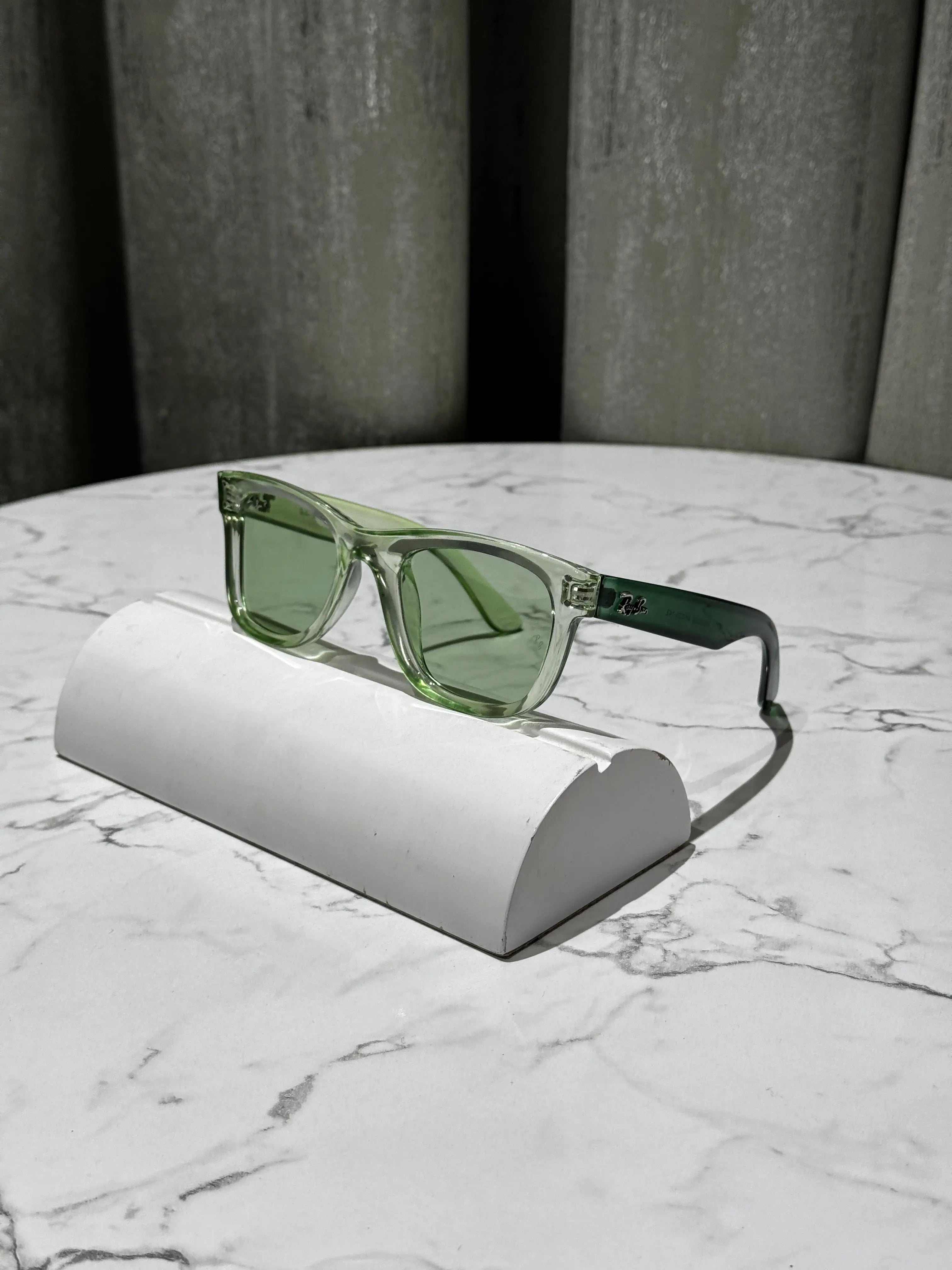 RayBan Aqua Premium Shades 502