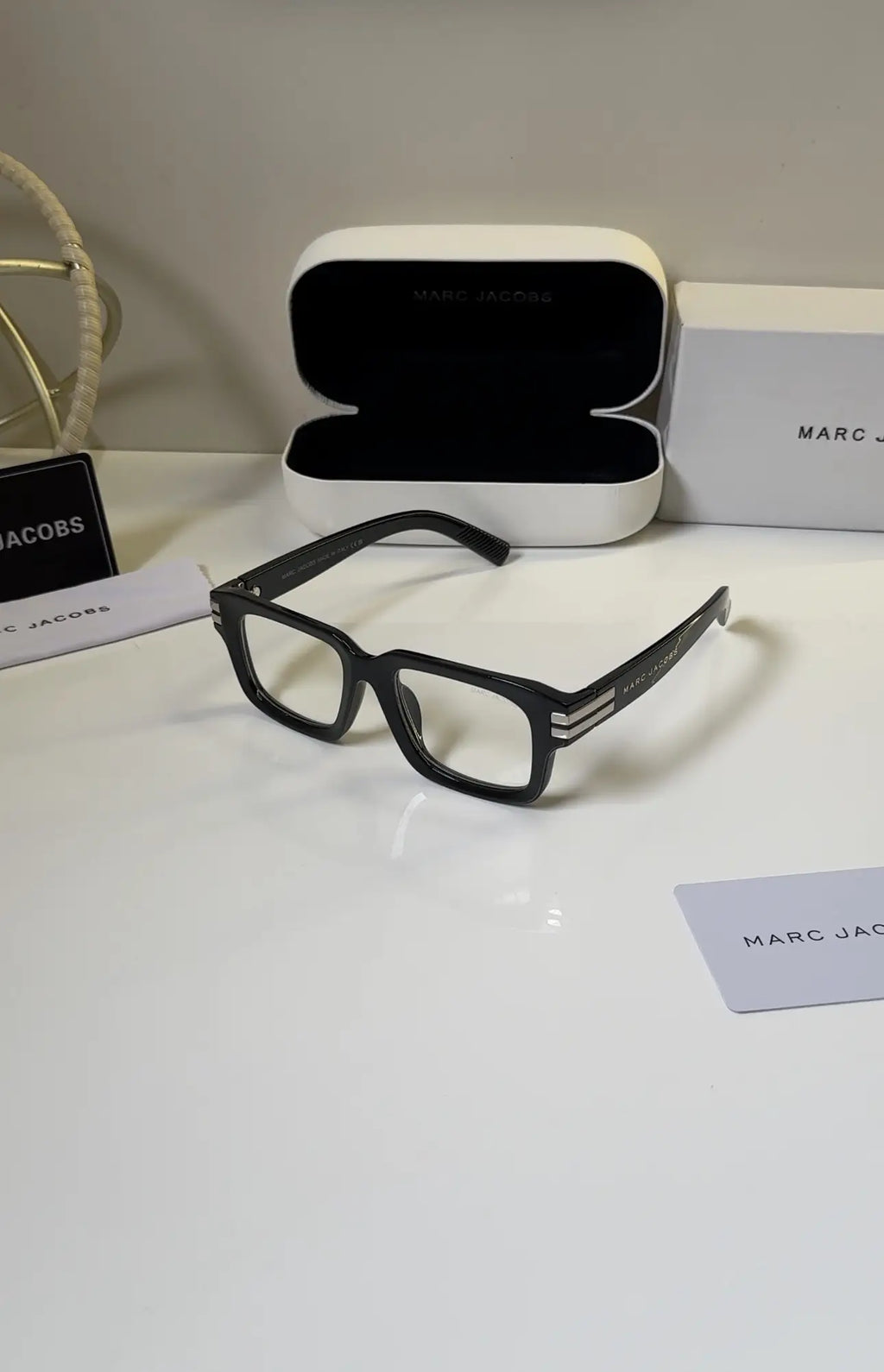 Marc_Jacobs_1020_Black_Frame