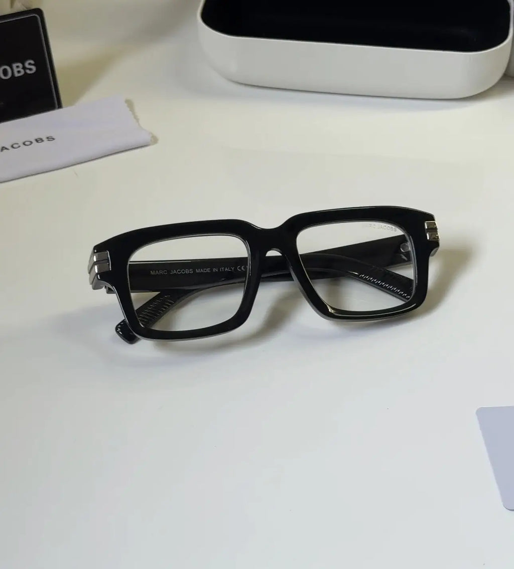 Marc_Jacobs_1020_Black_Frame