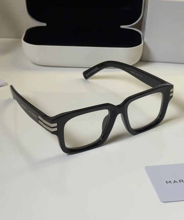 Marc_Jacobs_1020_Black_Frame