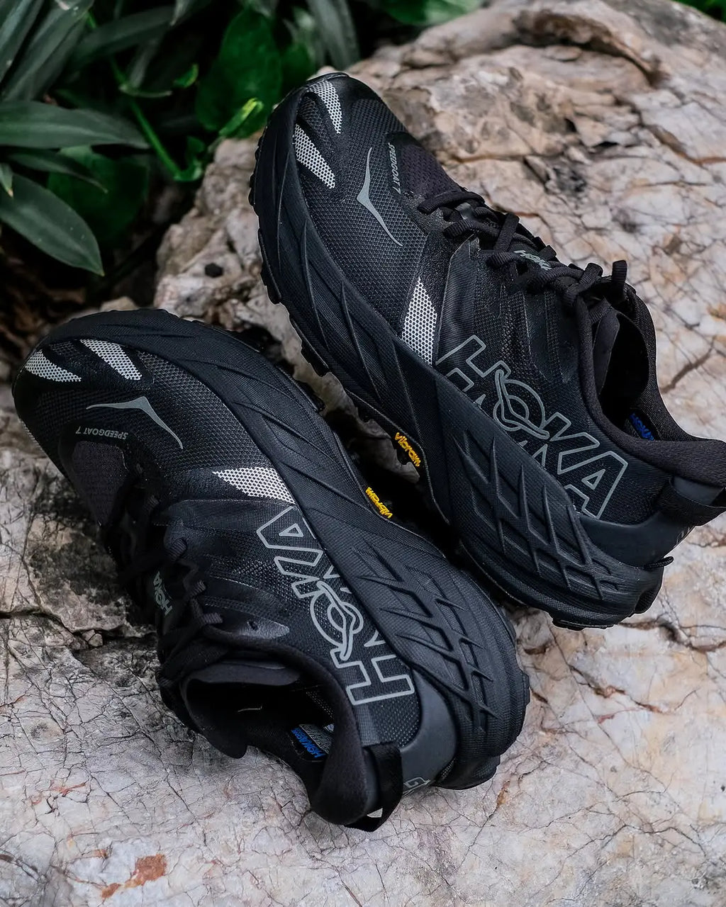Hoka Speedgoat 7 Black Outer Orbit ,,454