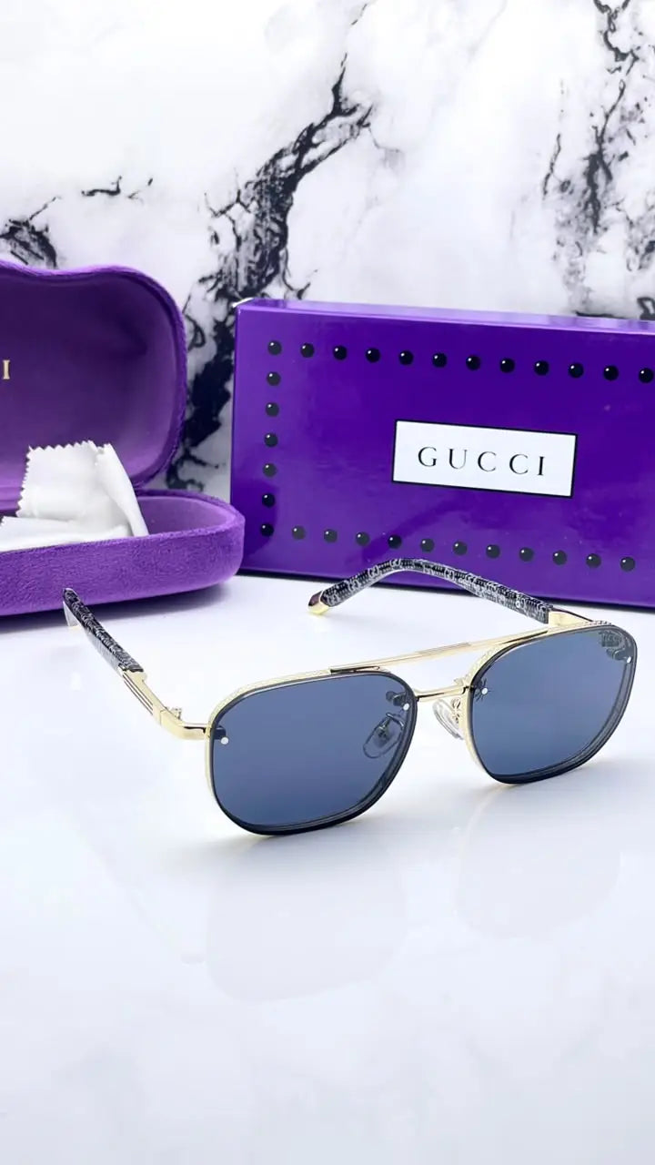 Gucci 213 gold black