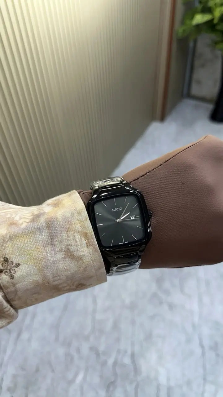 Rado True Square Quartz Undigital
