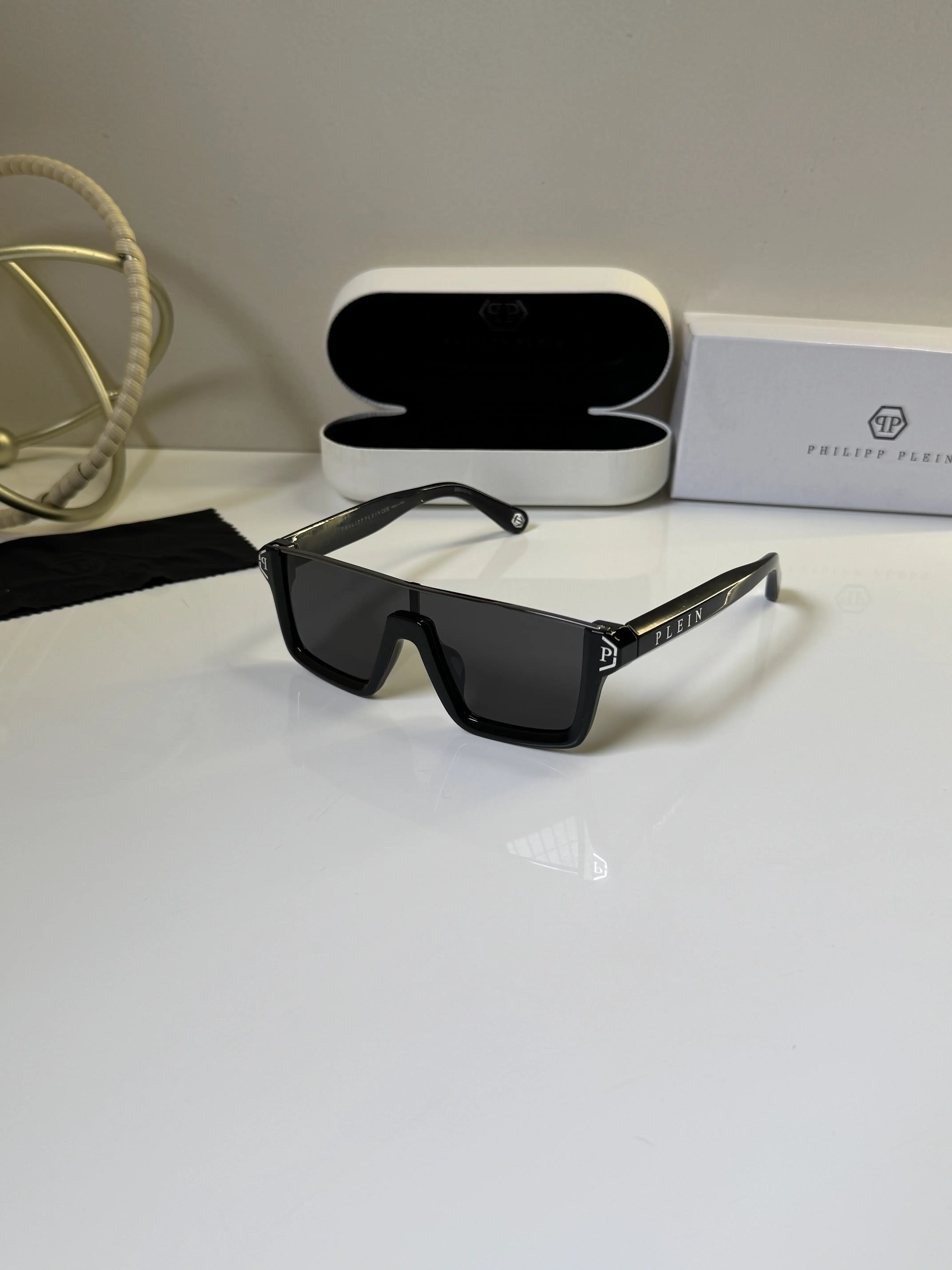 Philipp_Plein_123_Black