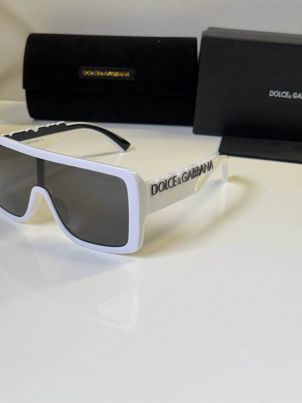 Dolce_Gabbana_6204_White_Black