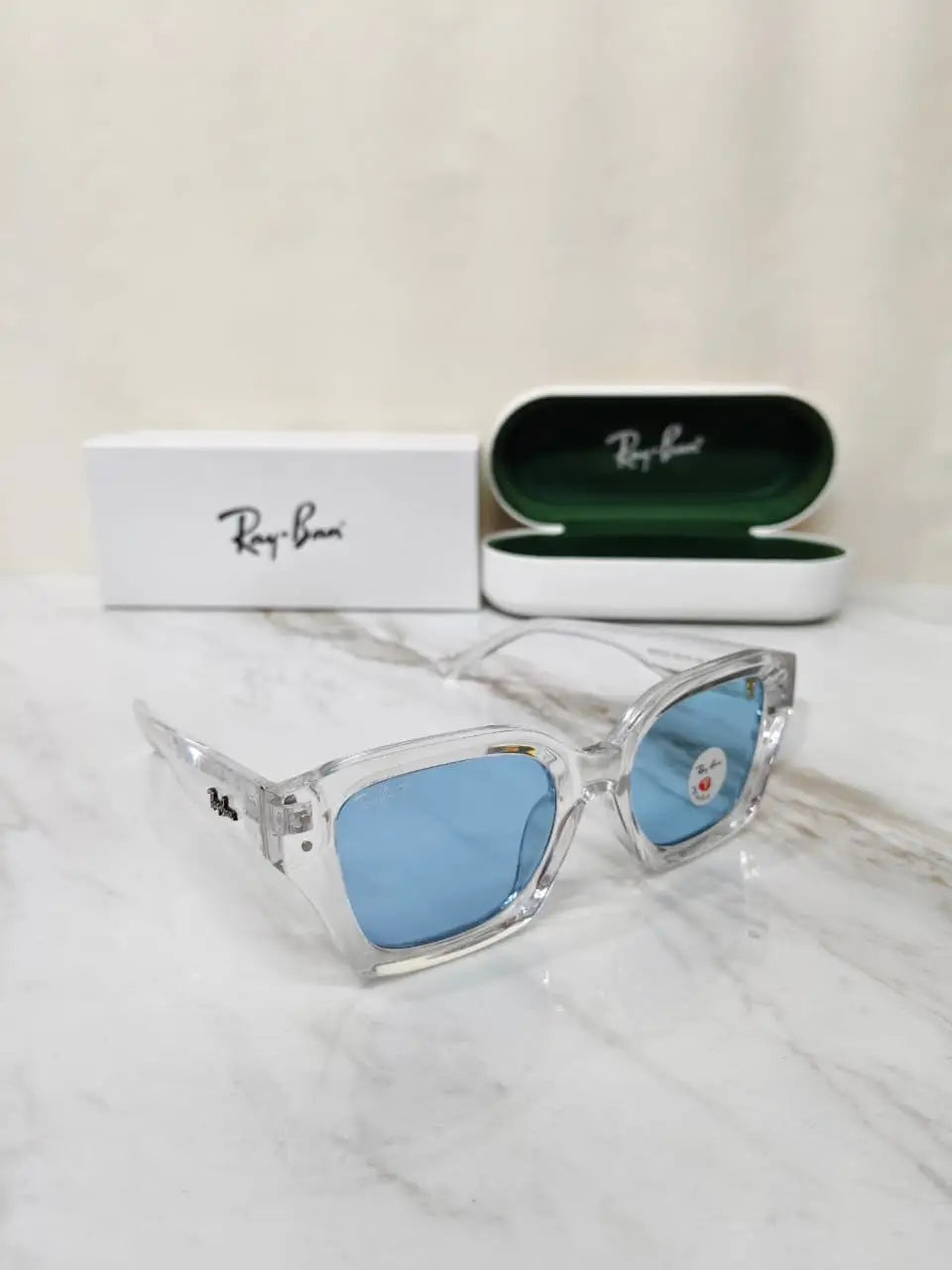 RAY BAN 83505 TRANSPARENT BLUE FERRARI EDITION Secondary image