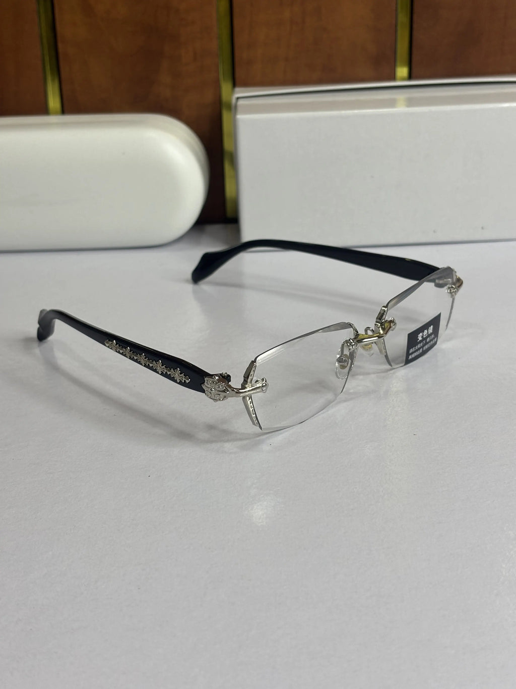 Chrome Hearts Old Money Frameless Silver