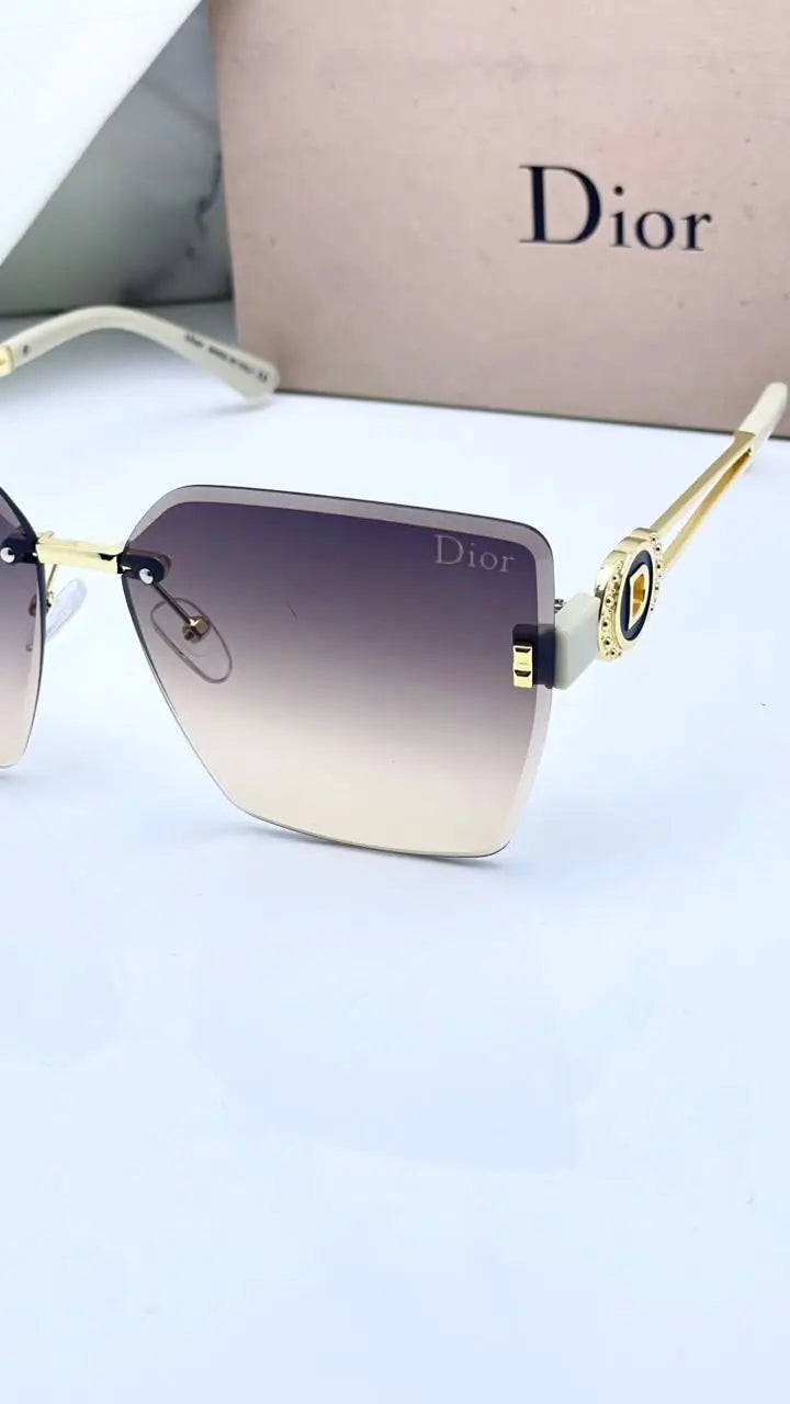 Dior 58066 gold brown cream Secondary image