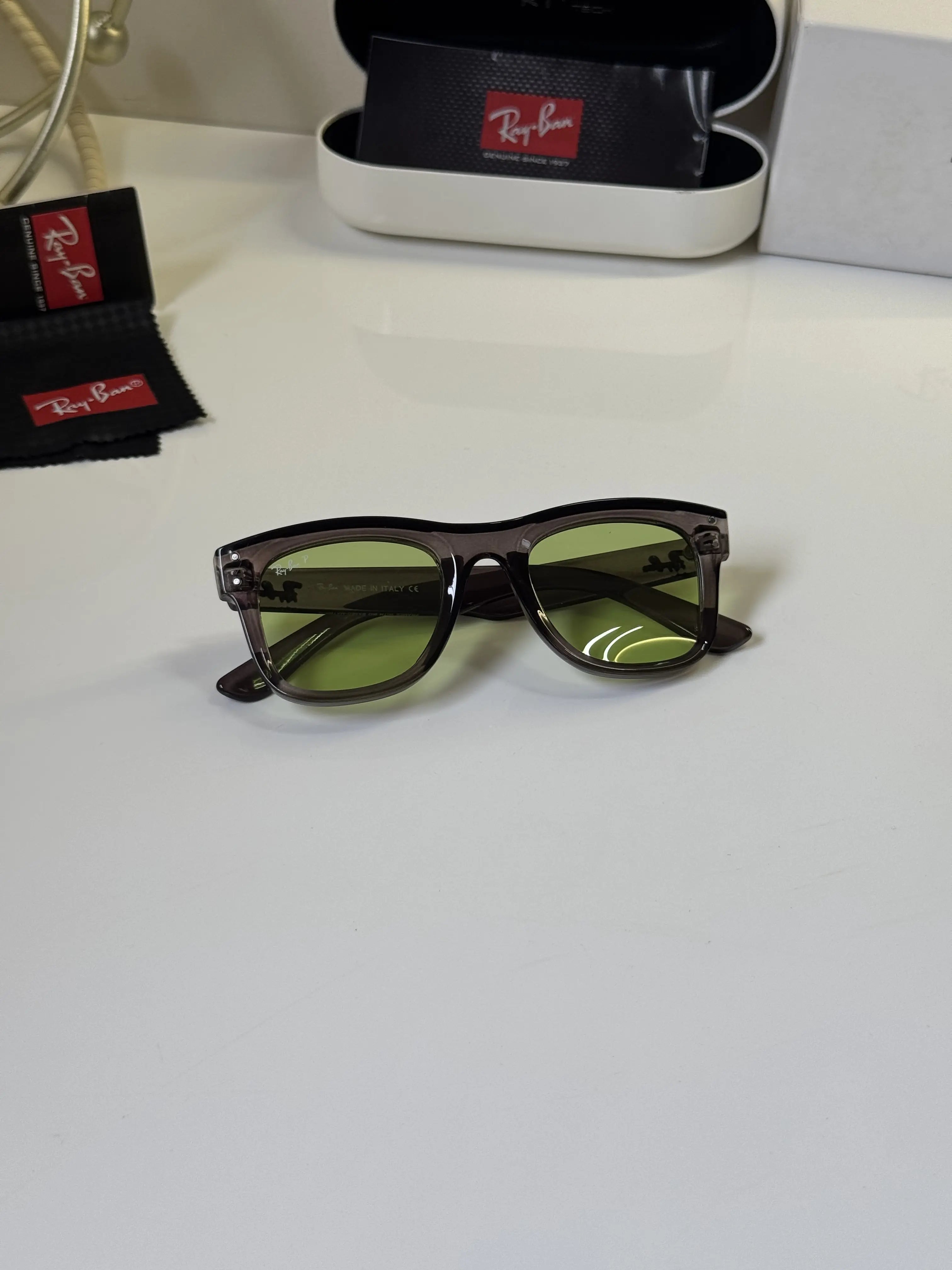 Rayban_502_Grey_Green_Reverse