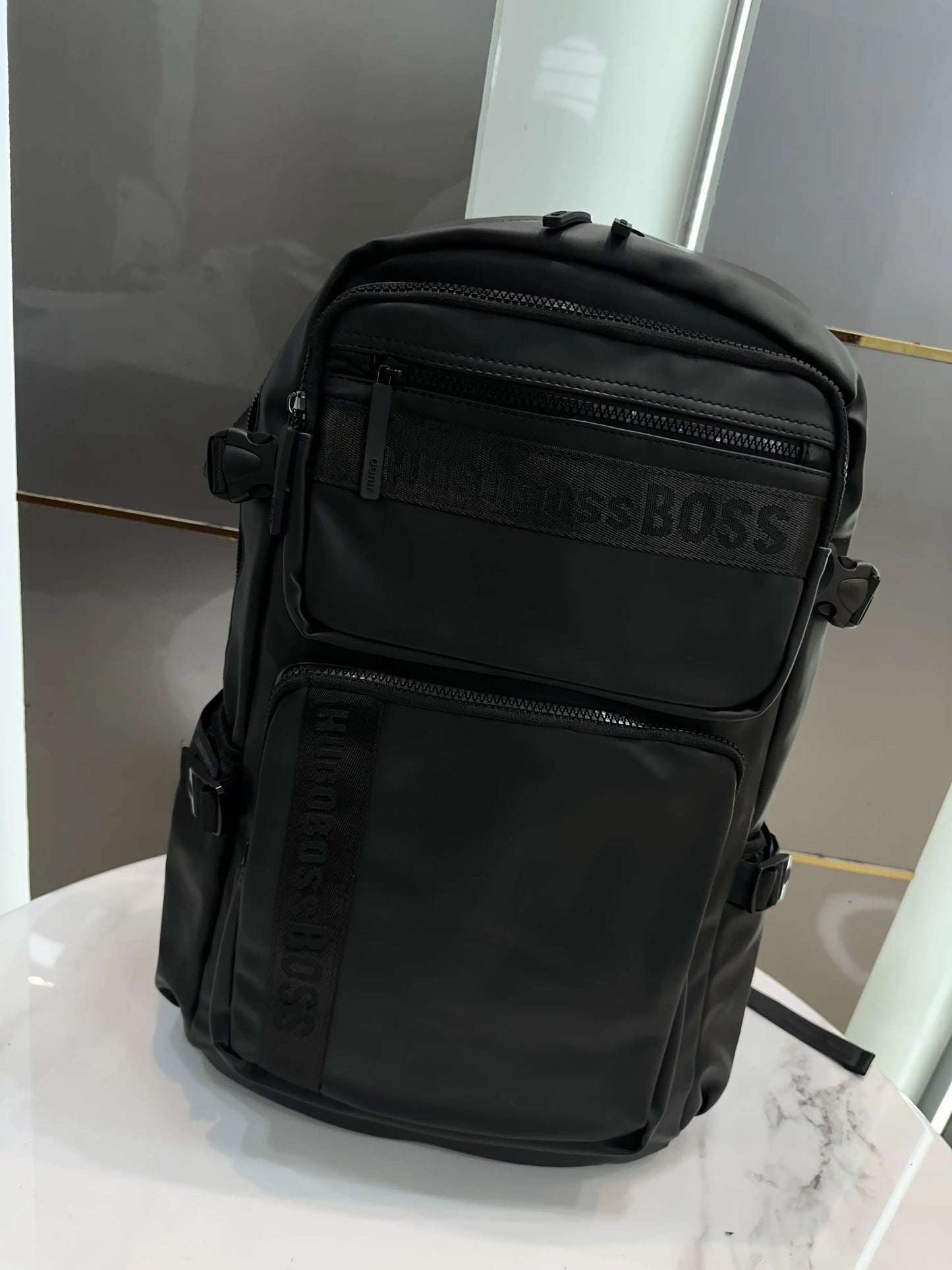 Hugo Bos s Luxury Imported Backpack Black b2978