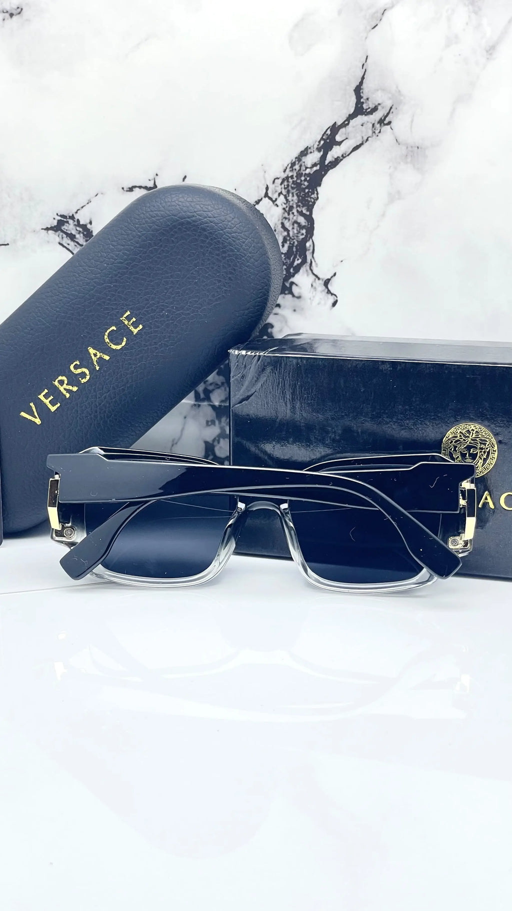 Versace 144 black white